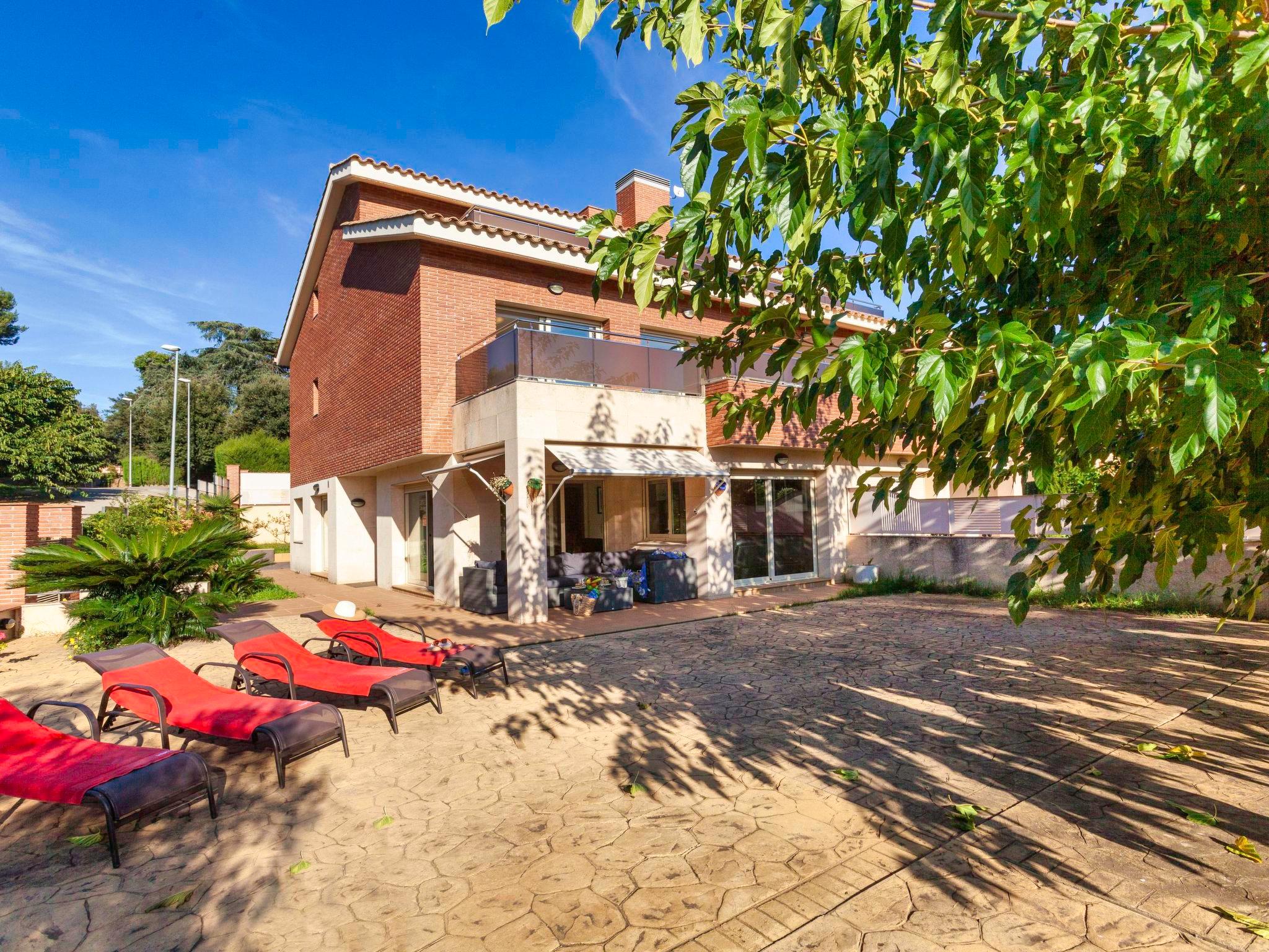 Foto 1 - Casa de 4 quartos em Lloret de Mar com piscina e vistas do mar