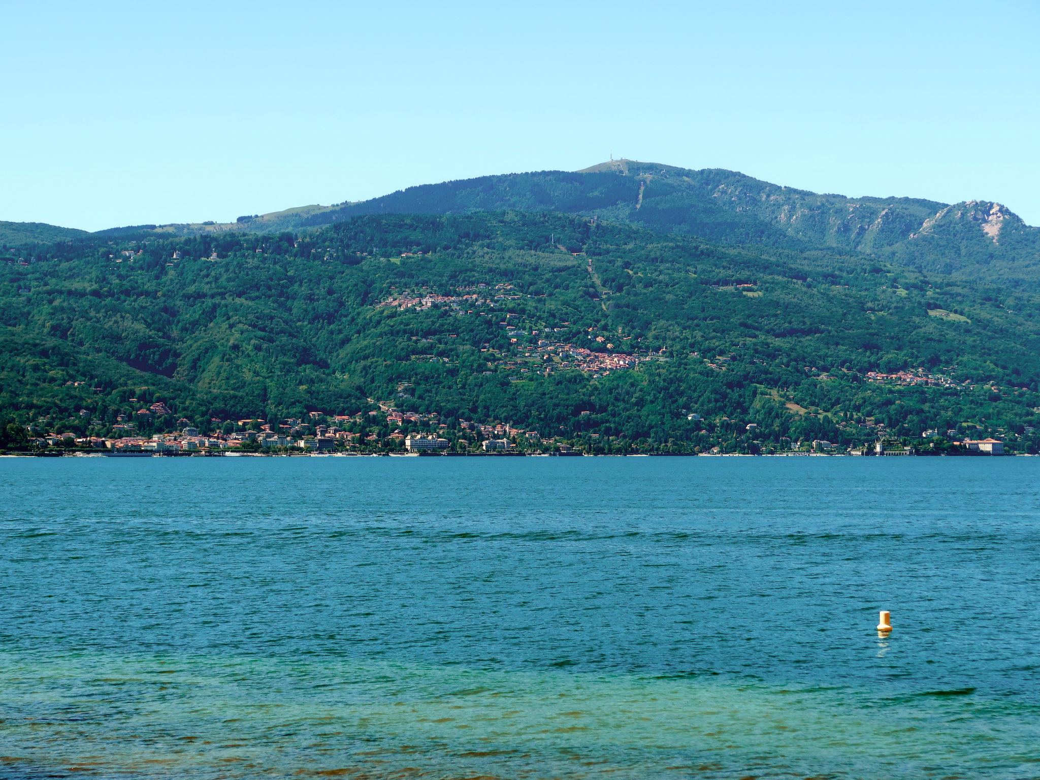 Photo 19 - Appartement de 1 chambre à Stresa avec jardin et vues sur la montagne