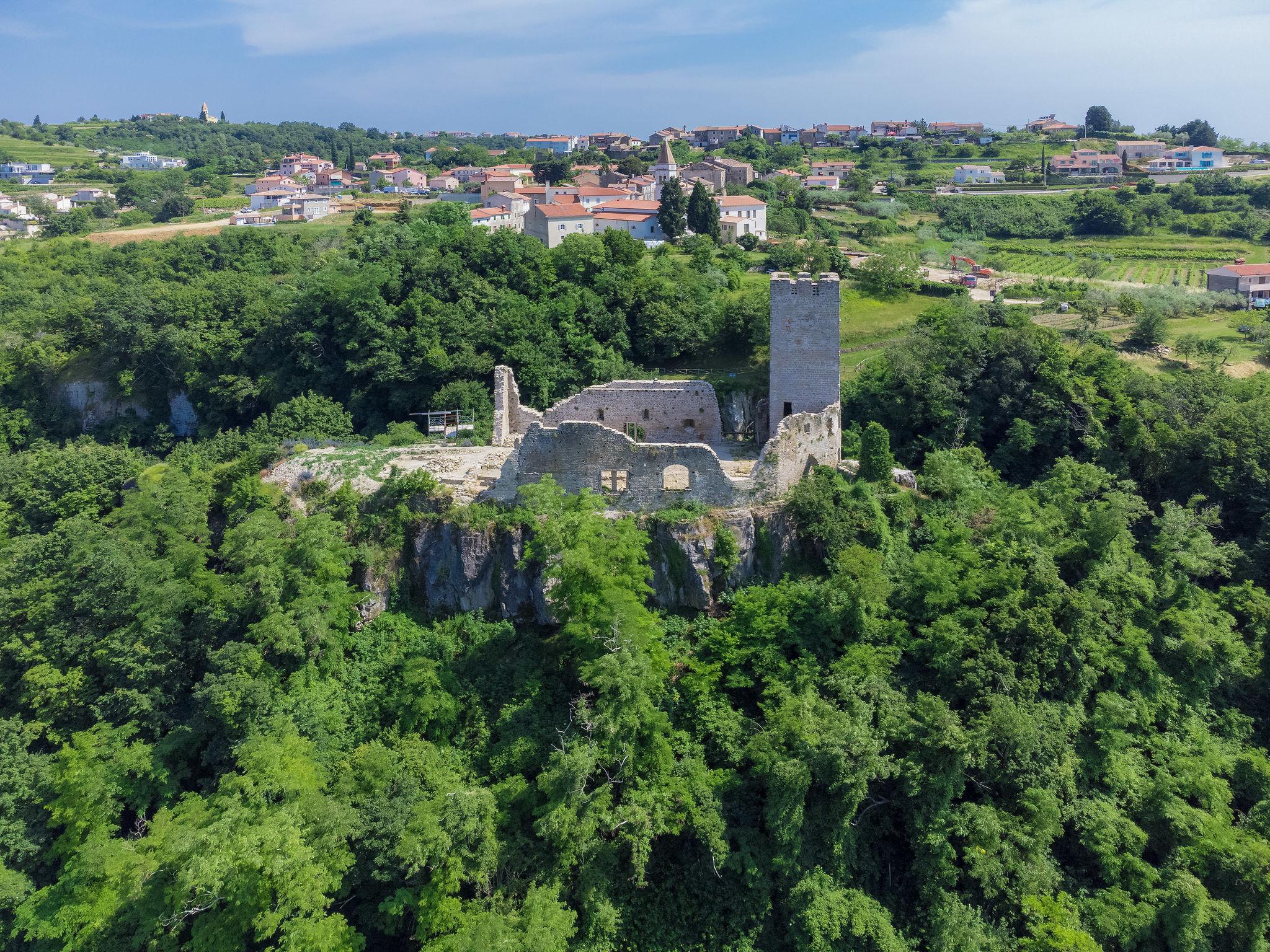 Foto 41 - Haus mit 3 Schlafzimmern in Buje mit privater pool und garten