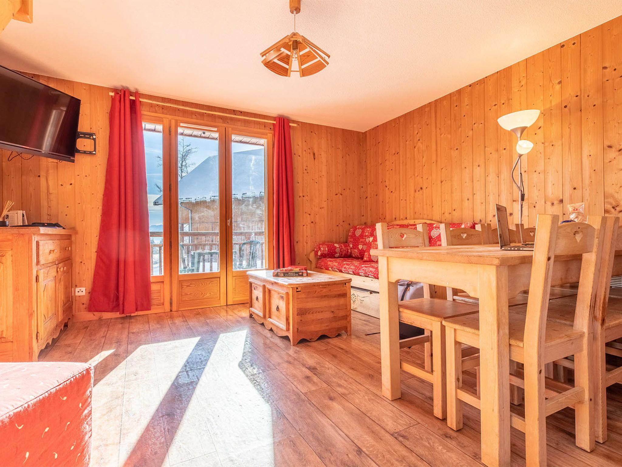 Photo 10 - 2 bedroom Apartment in Les Déserts with swimming pool and terrace