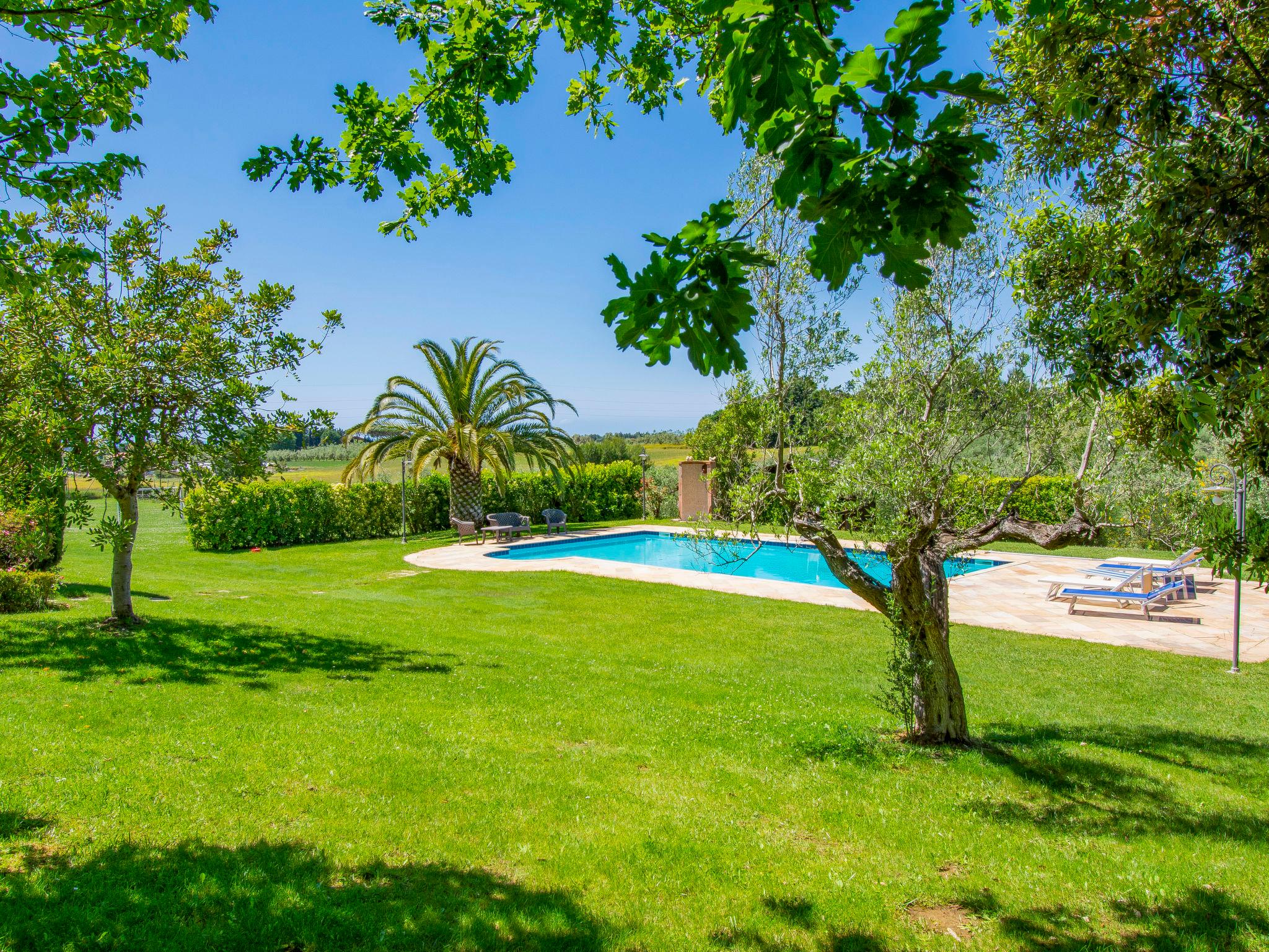 Photo 30 - Maison de 5 chambres à Cecina avec piscine privée et jardin