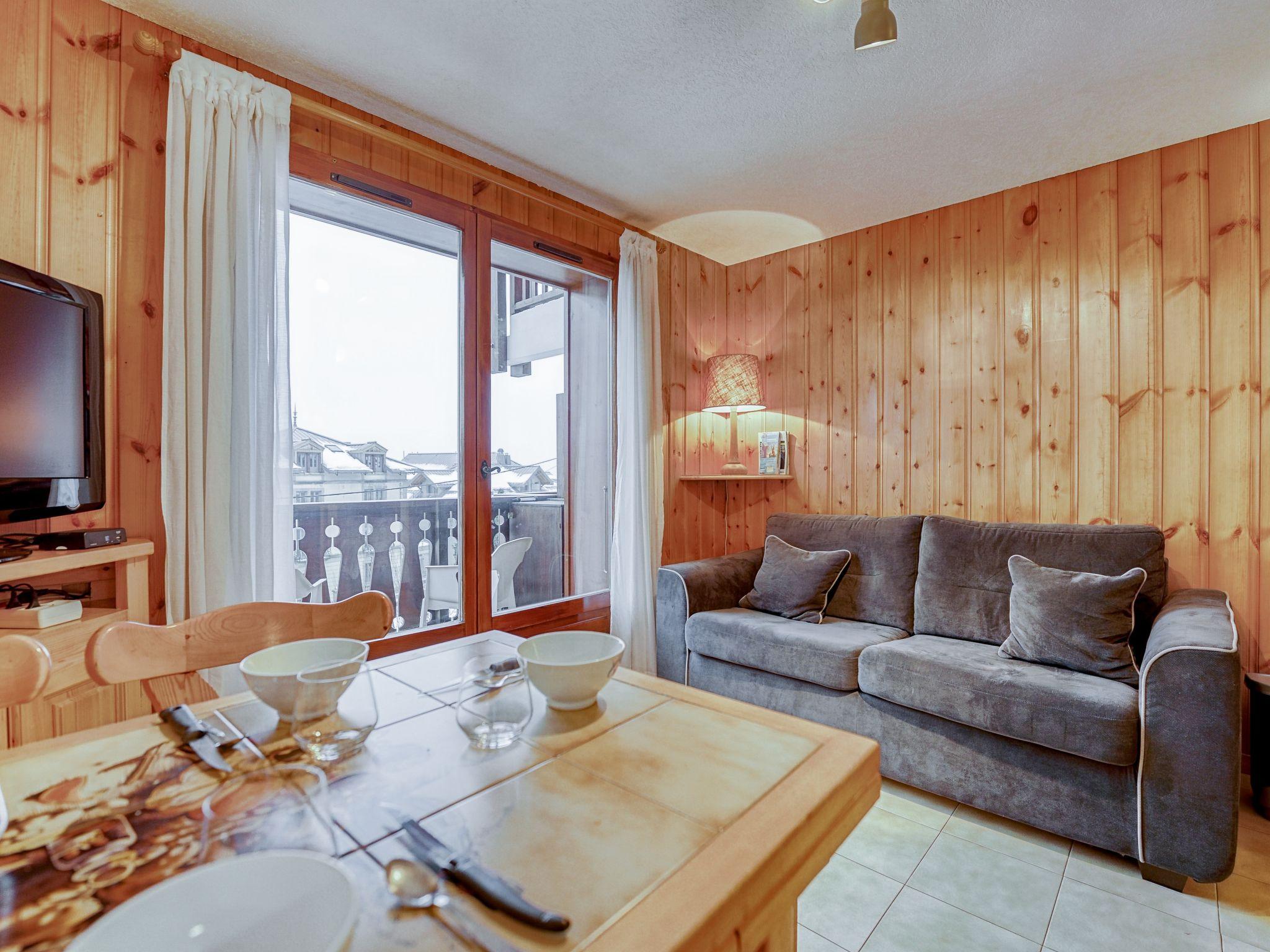 Foto 1 - Apartment mit 1 Schlafzimmer in Saint-Gervais-les-Bains mit blick auf die berge