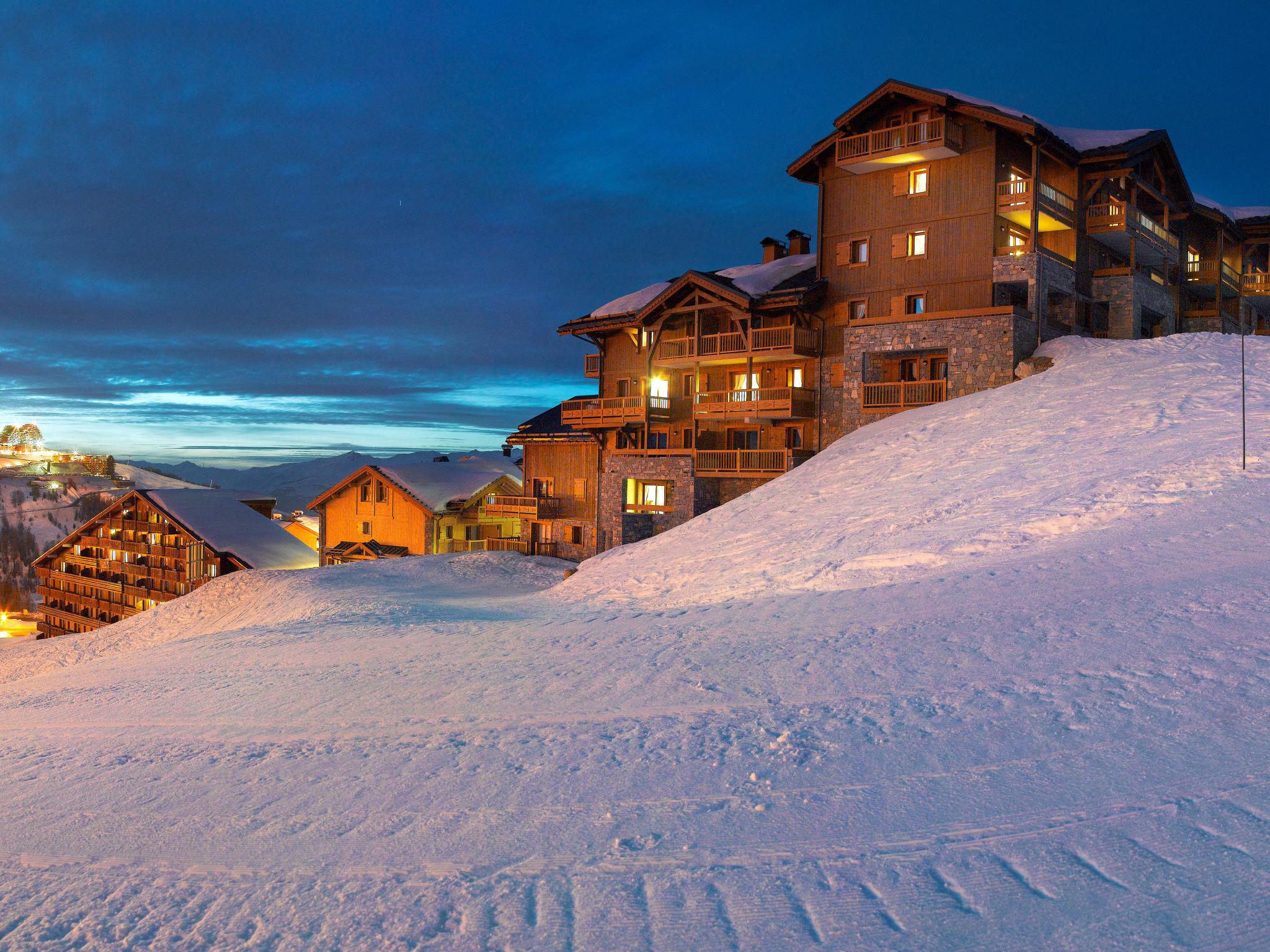 Foto 13 - Appartamento con 2 camere da letto a La Plagne Tarentaise con piscina e vista sulle montagne