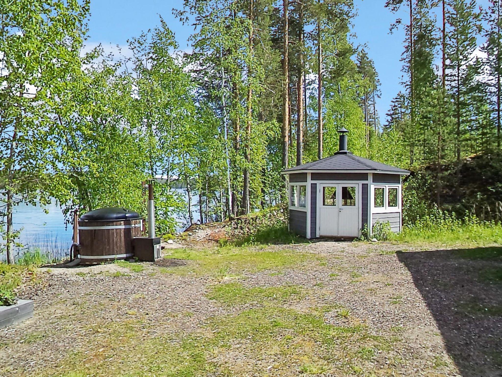 Foto 4 - Casa de 3 habitaciones en Enonkoski con sauna y bañera de hidromasaje