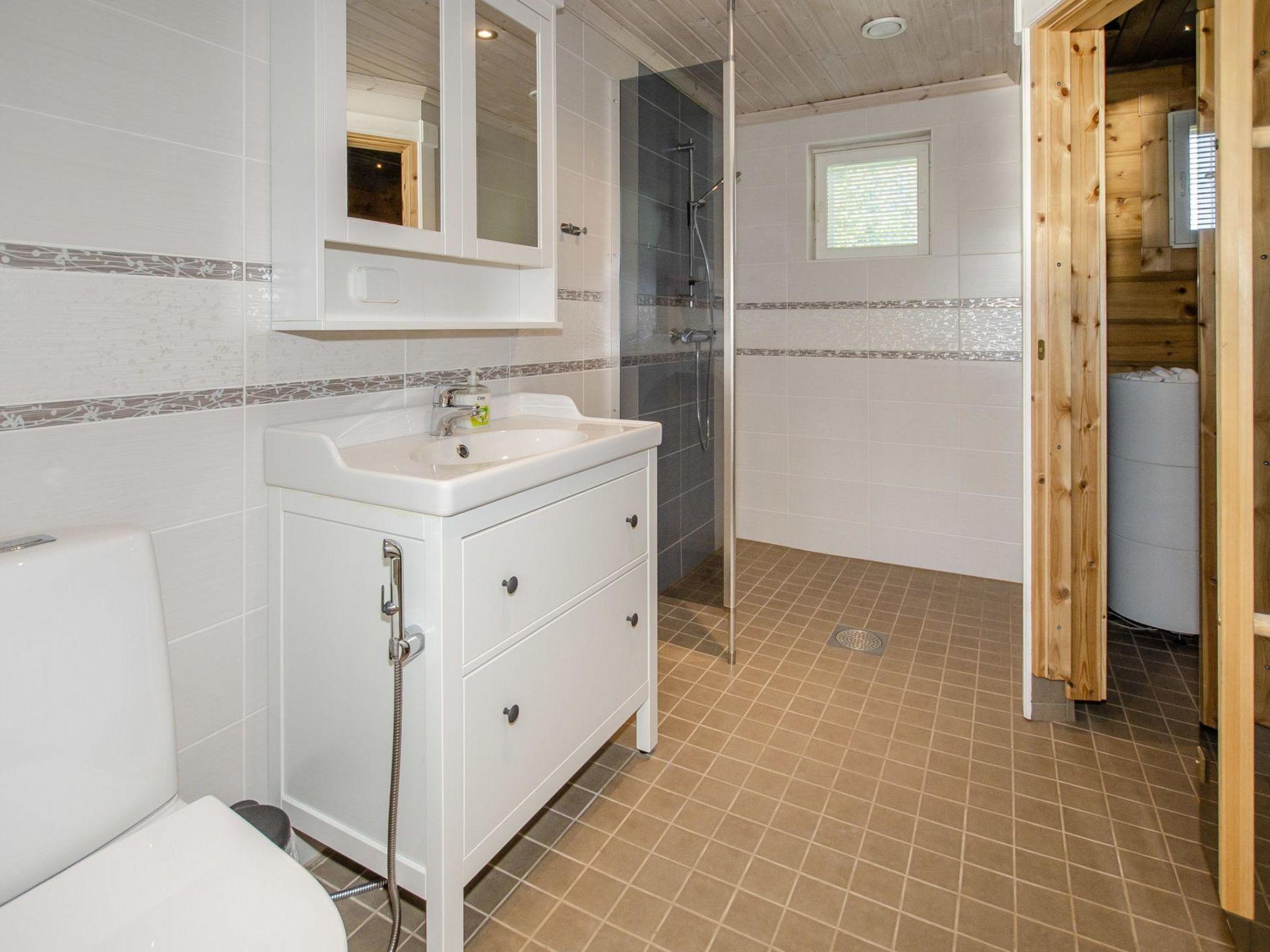 Foto 18 - Casa de 4 habitaciones en Lieksa con sauna