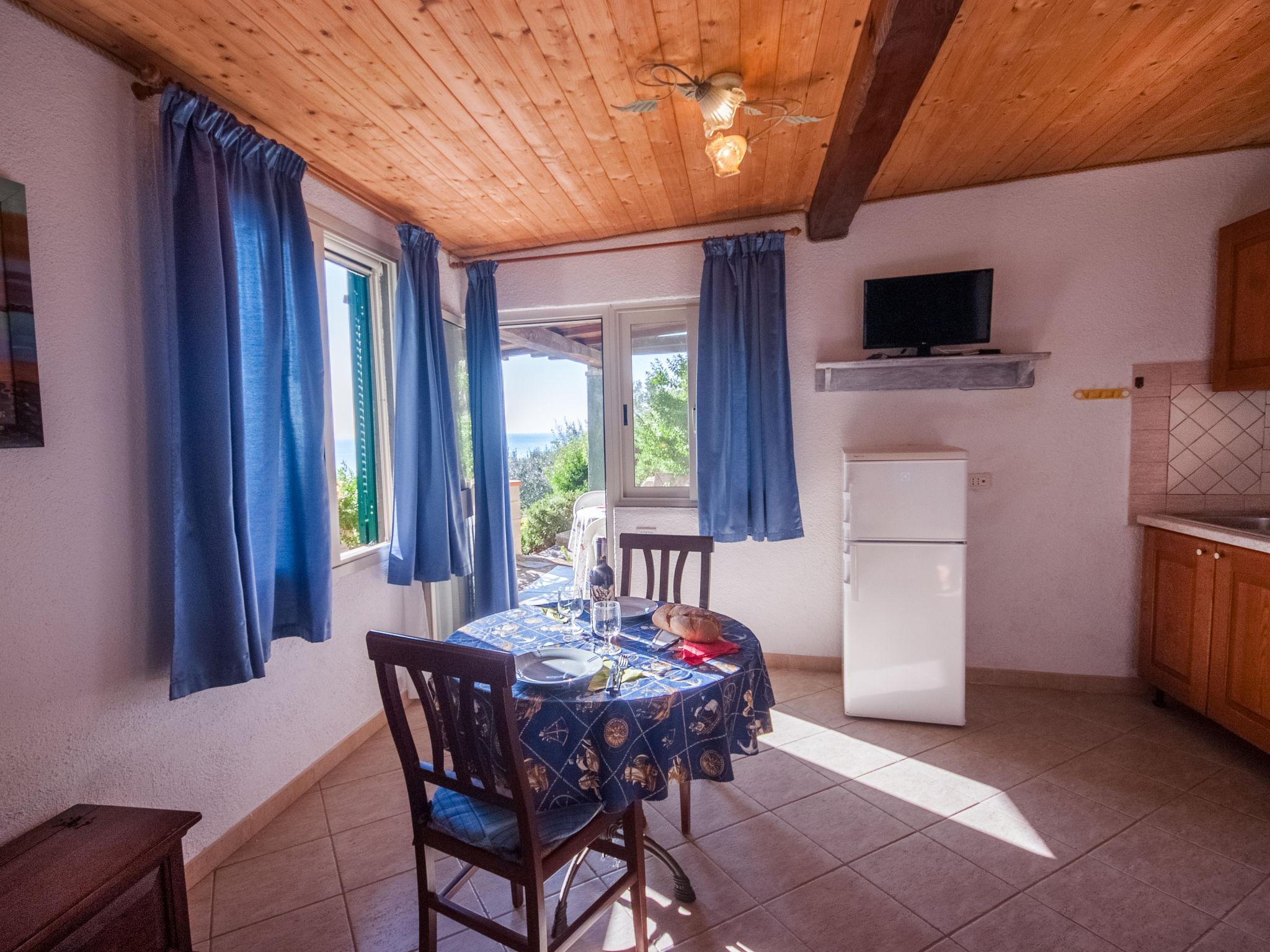 Photo 8 - House in Capoliveri with garden and sea view