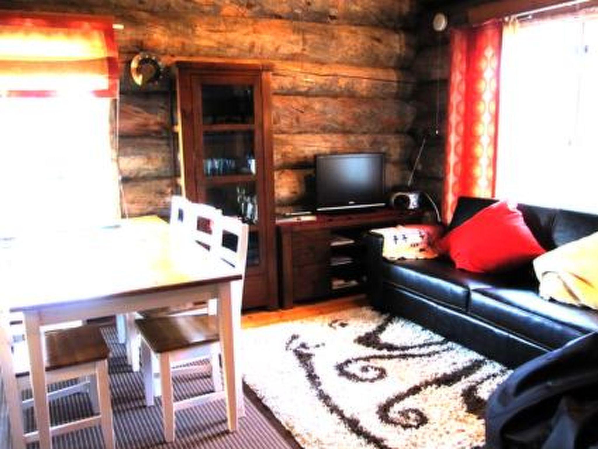 Foto 5 - Haus mit 2 Schlafzimmern in Kolari mit sauna und blick auf die berge