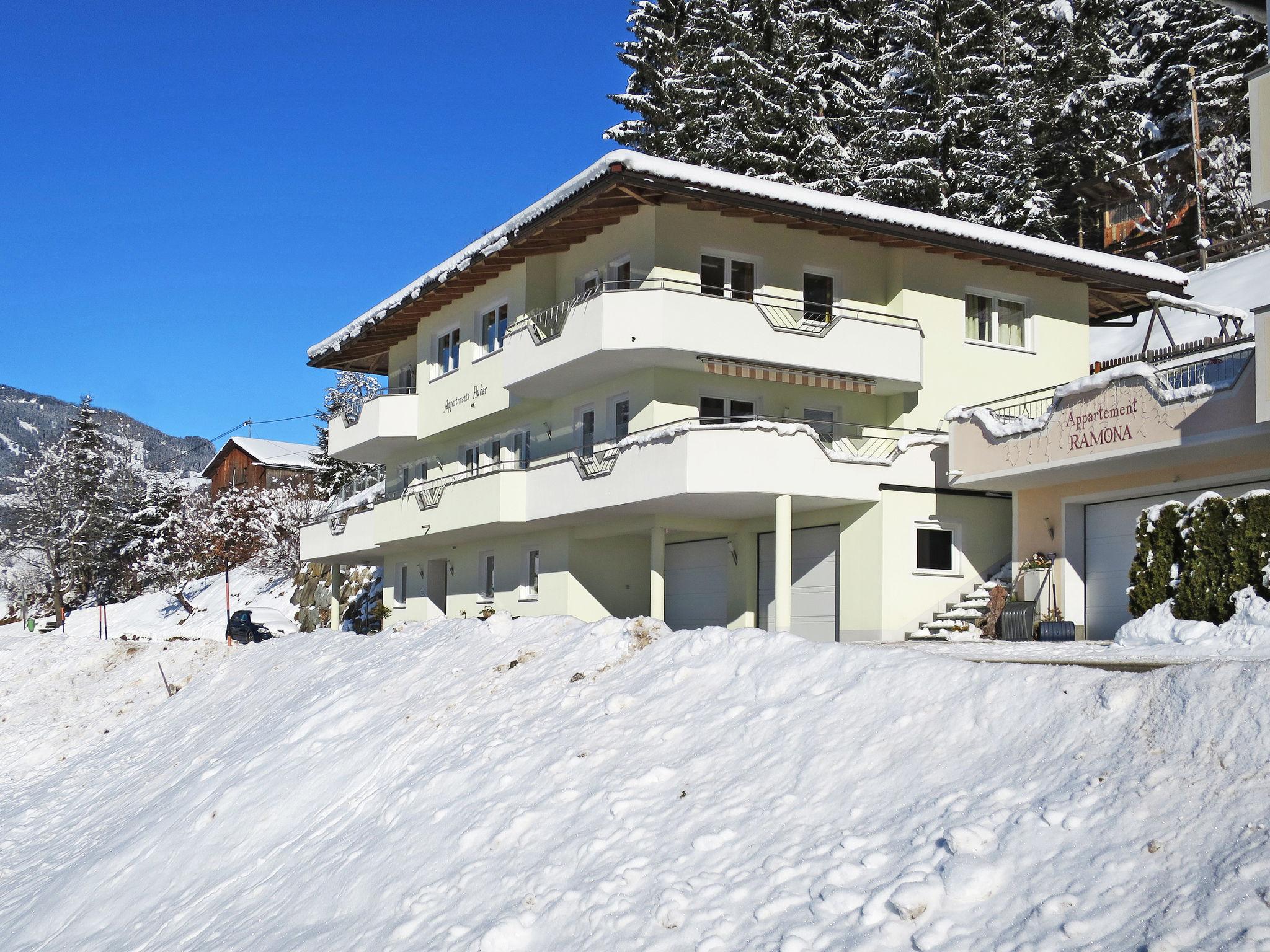 Photo 11 - Appartement de 1 chambre à Hainzenberg avec terrasse et vues sur la montagne