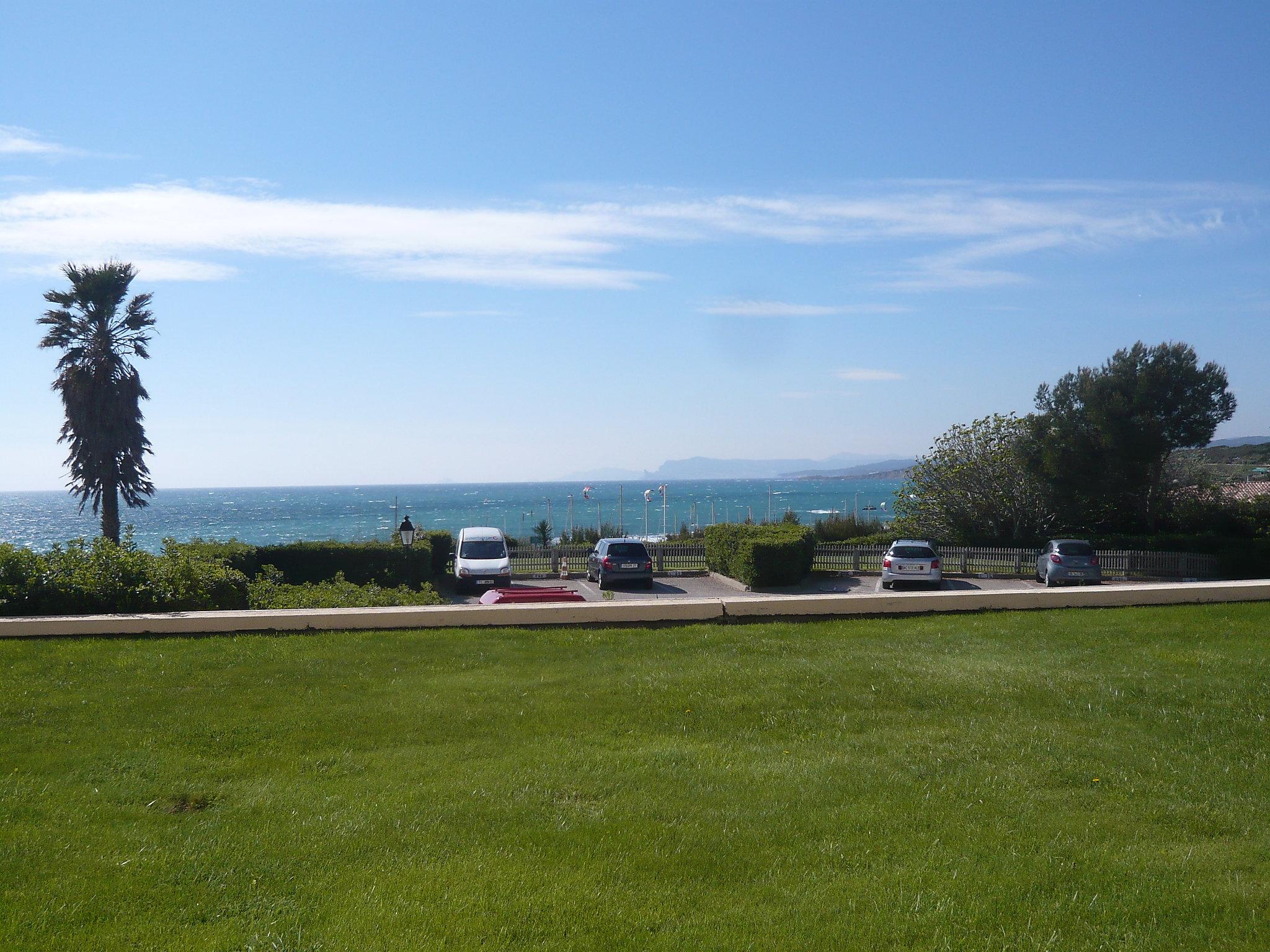 Foto 4 - Apartamento de 2 habitaciones en Six-Fours-les-Plages con piscina y vistas al mar