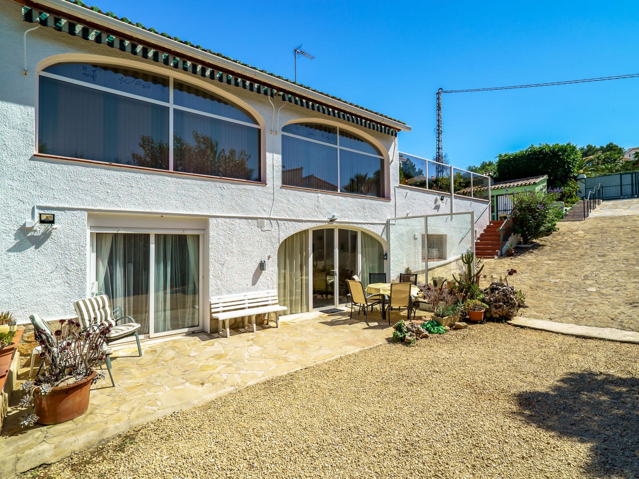 Photo 2 - Maison de 4 chambres à Jávea avec piscine privée et vues à la mer