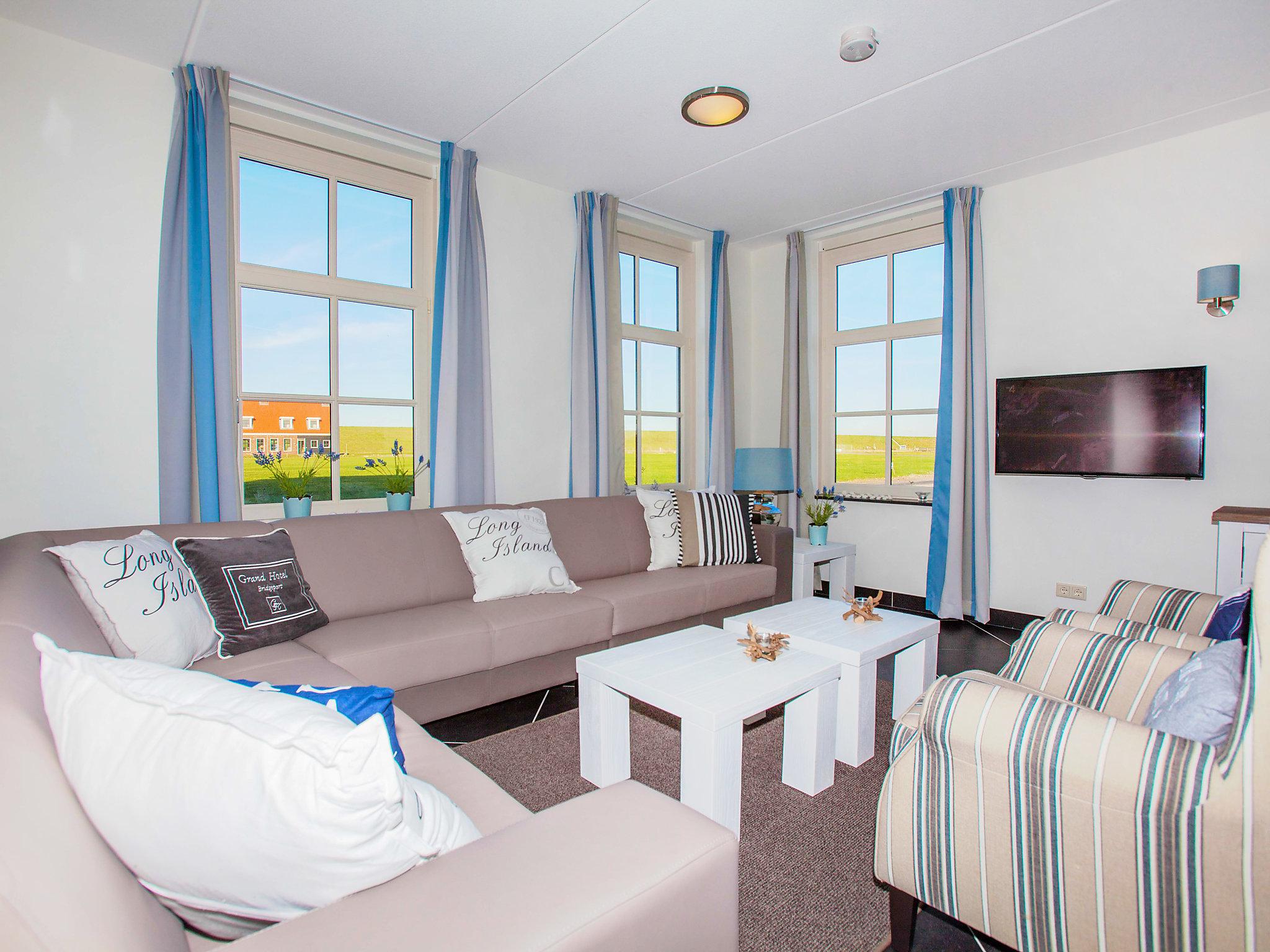Photo 2 - Maison de 5 chambres à Colijnsplaat avec terrasse et vues à la mer