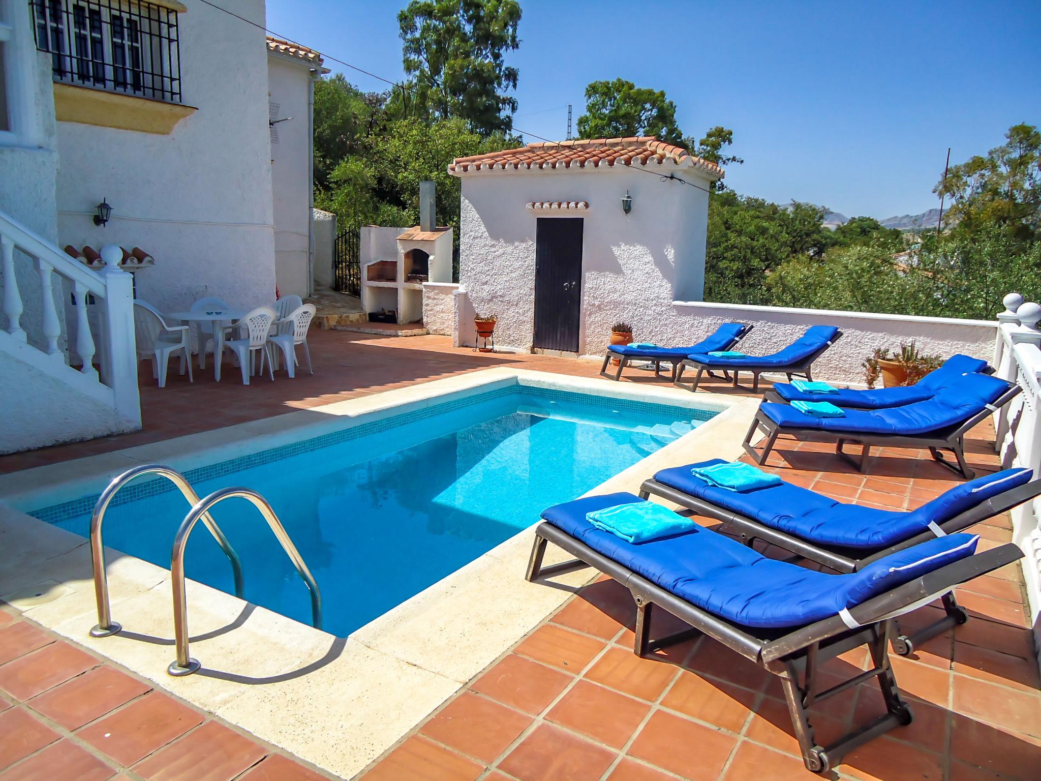 Photo 1 - 3 bedroom House in Almogía with private pool and sea view