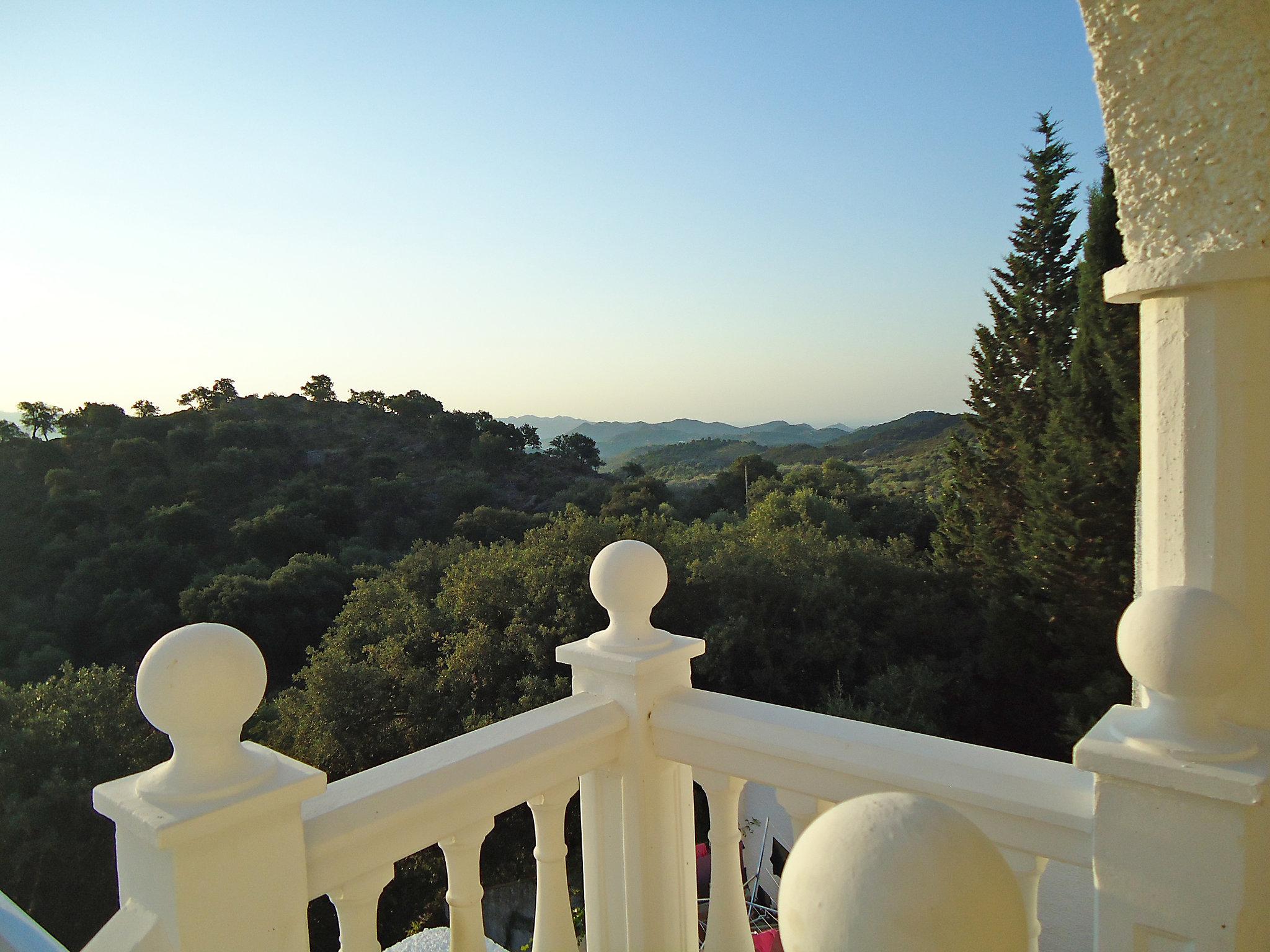 Foto 15 - Casa de 3 quartos em Almogía com piscina privada e vistas do mar