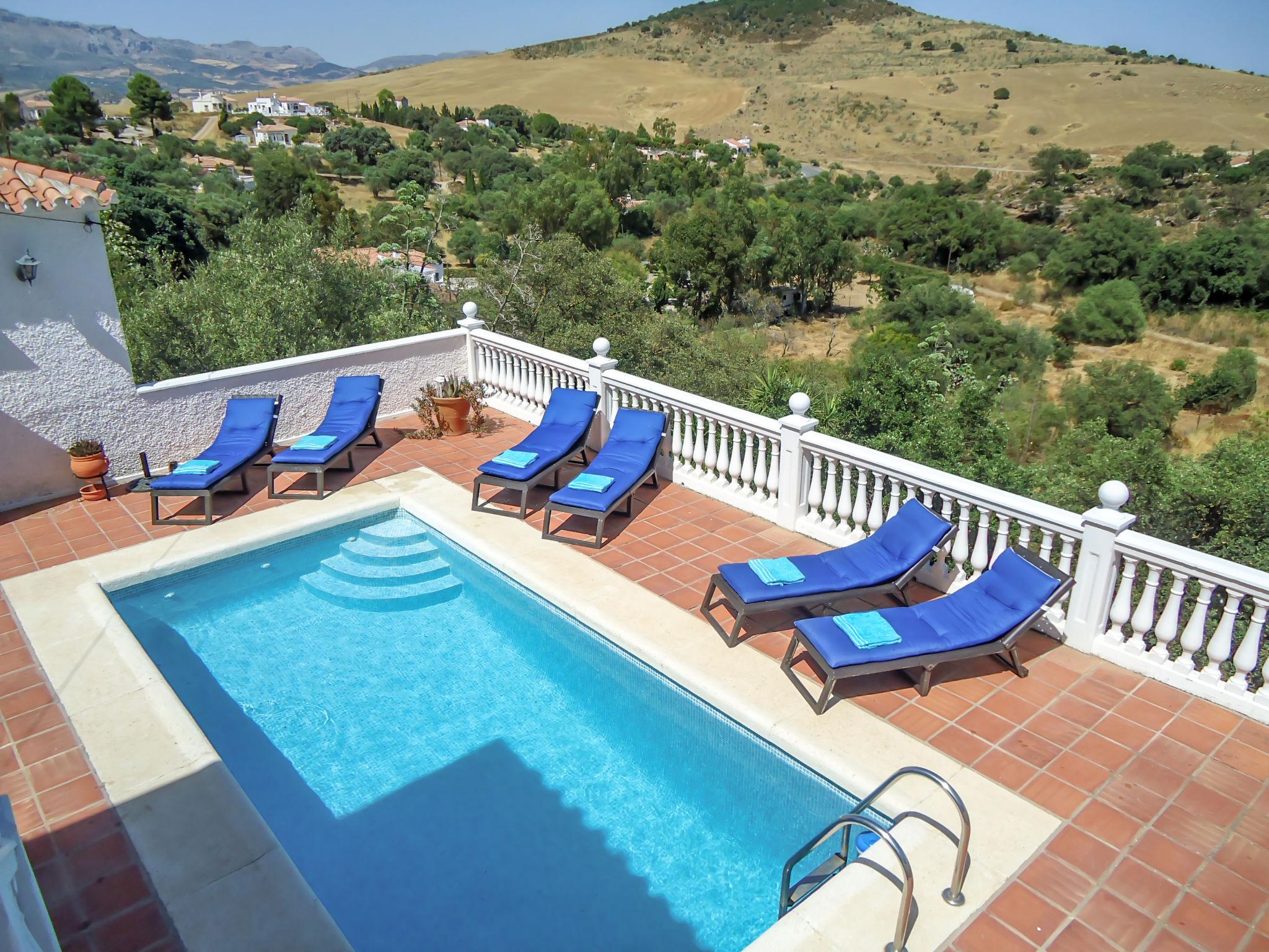 Photo 13 - 3 bedroom House in Almogía with private pool and sea view