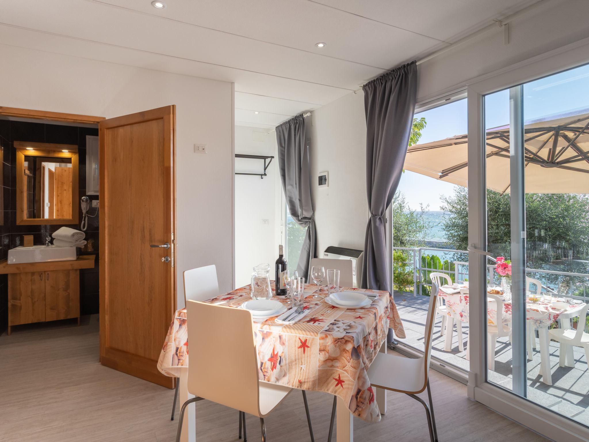 Foto 6 - Casa de 2 habitaciones en San Lorenzo al Mare con terraza y vistas al mar