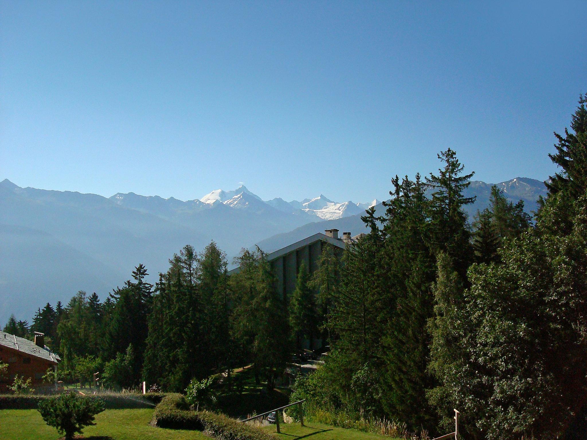 Foto 16 - Apartamento de 1 quarto em Crans-Montana com piscina e terraço