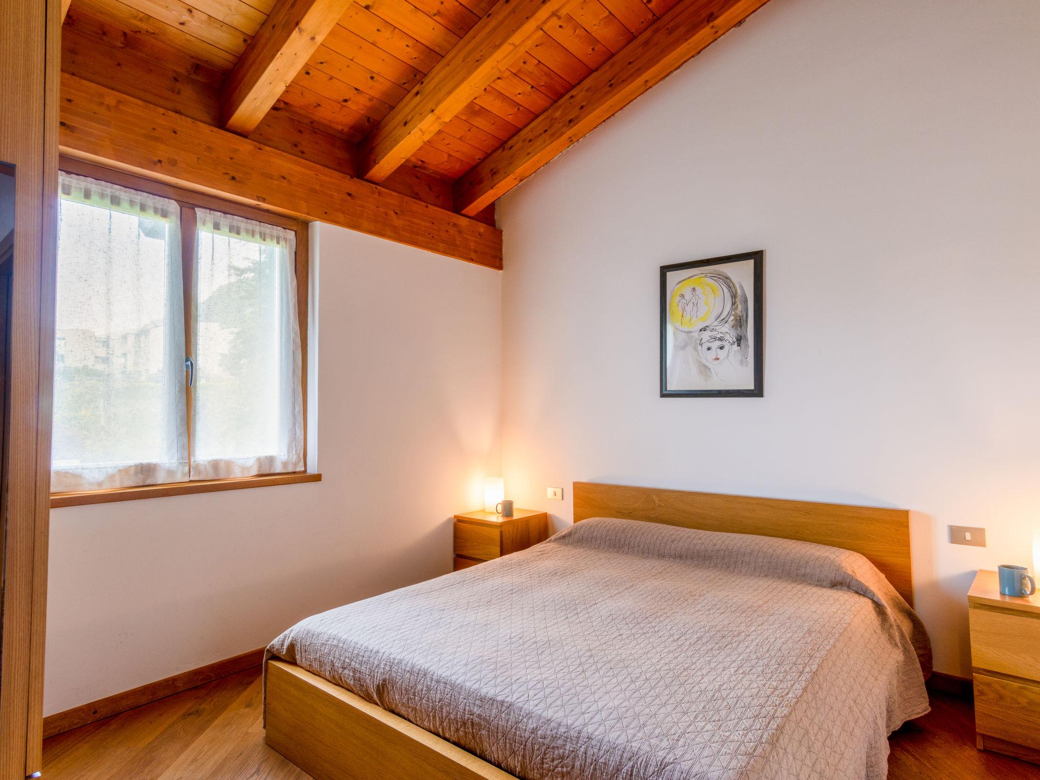 Foto 10 - Casa con 2 camere da letto a Mandello del Lario con giardino e vista sulle montagne
