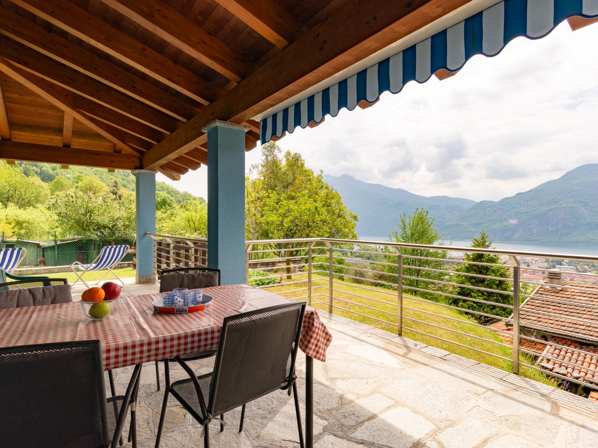 Photo 3 - Maison de 2 chambres à Mandello del Lario avec jardin et vues sur la montagne