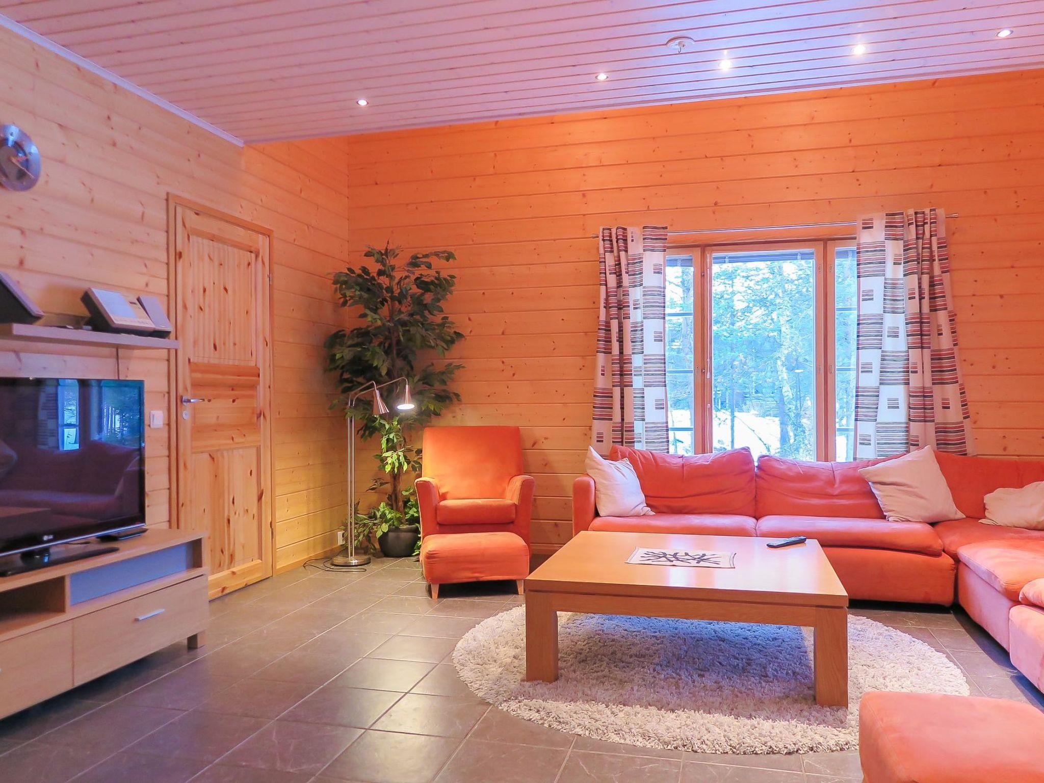 Photo 3 - 7 bedroom House in Kittilä with sauna and mountain view
