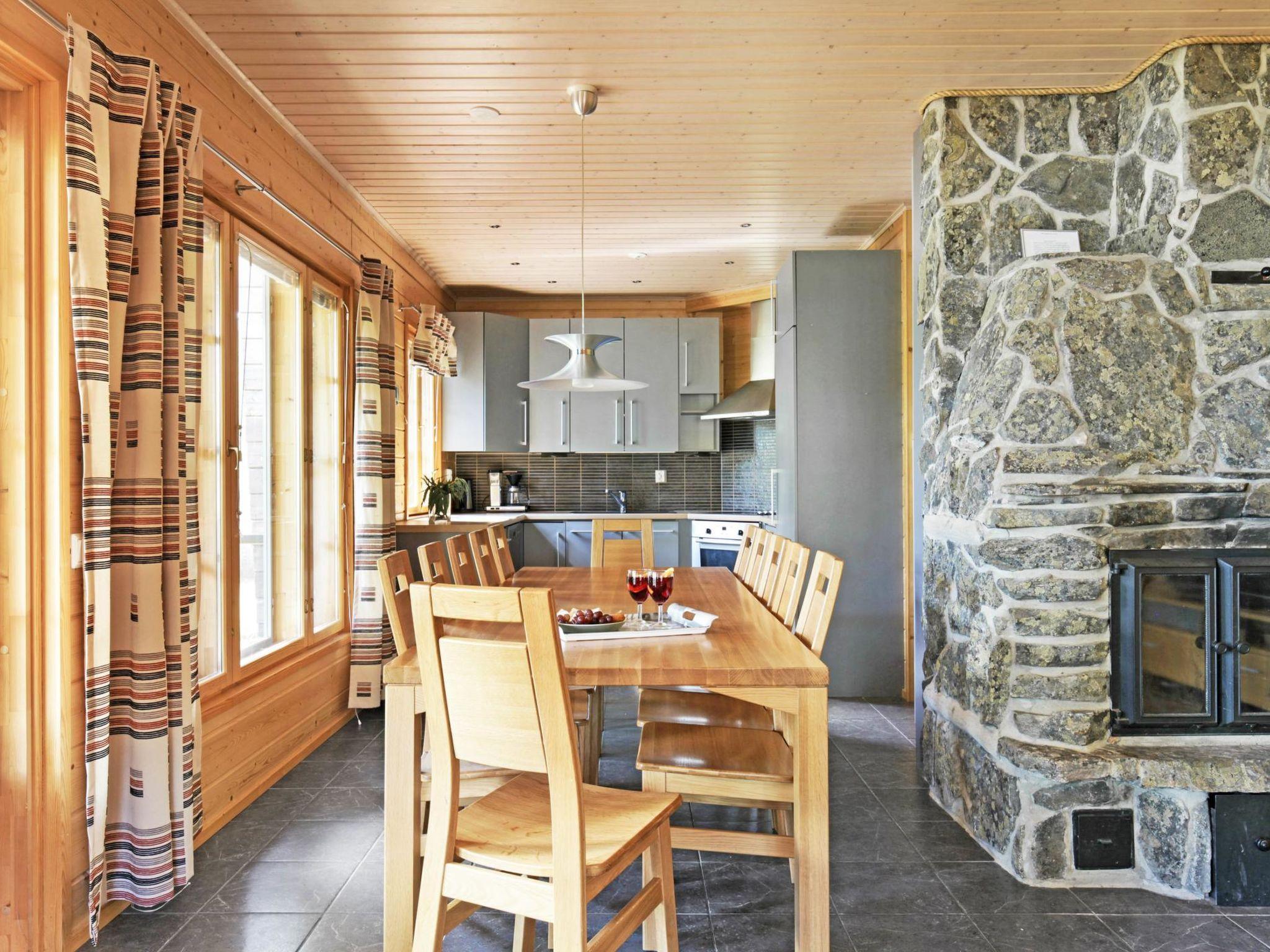 Foto 5 - Casa de 7 quartos em Kittilä com sauna e vista para a montanha