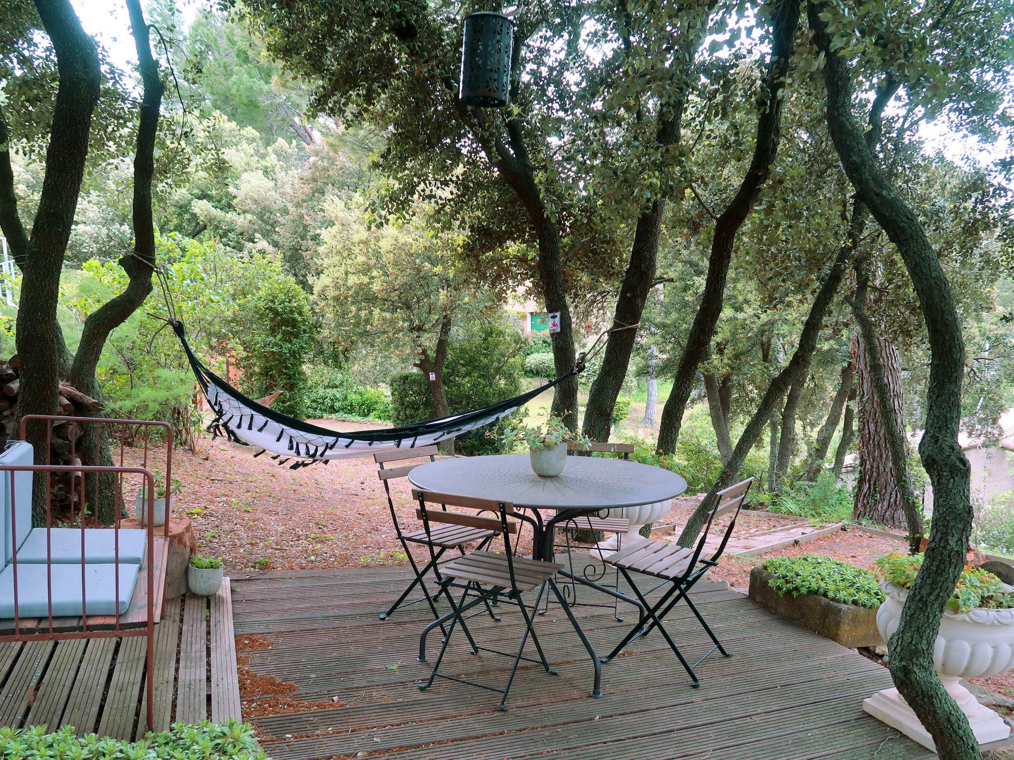 Foto 31 - Casa de 3 quartos em Cavaillon com piscina privada e terraço