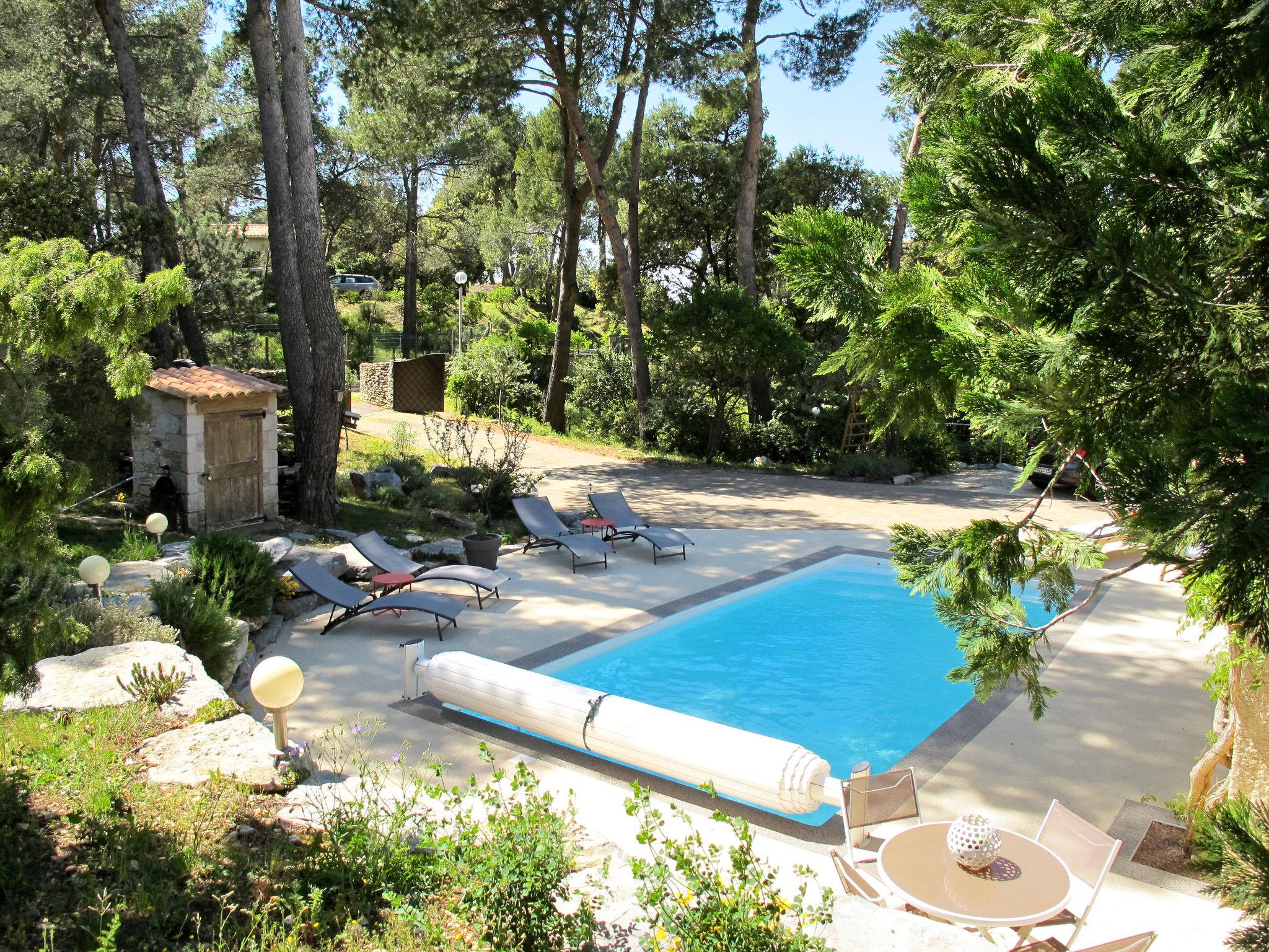 Foto 25 - Casa de 3 quartos em Cavaillon com piscina privada e terraço