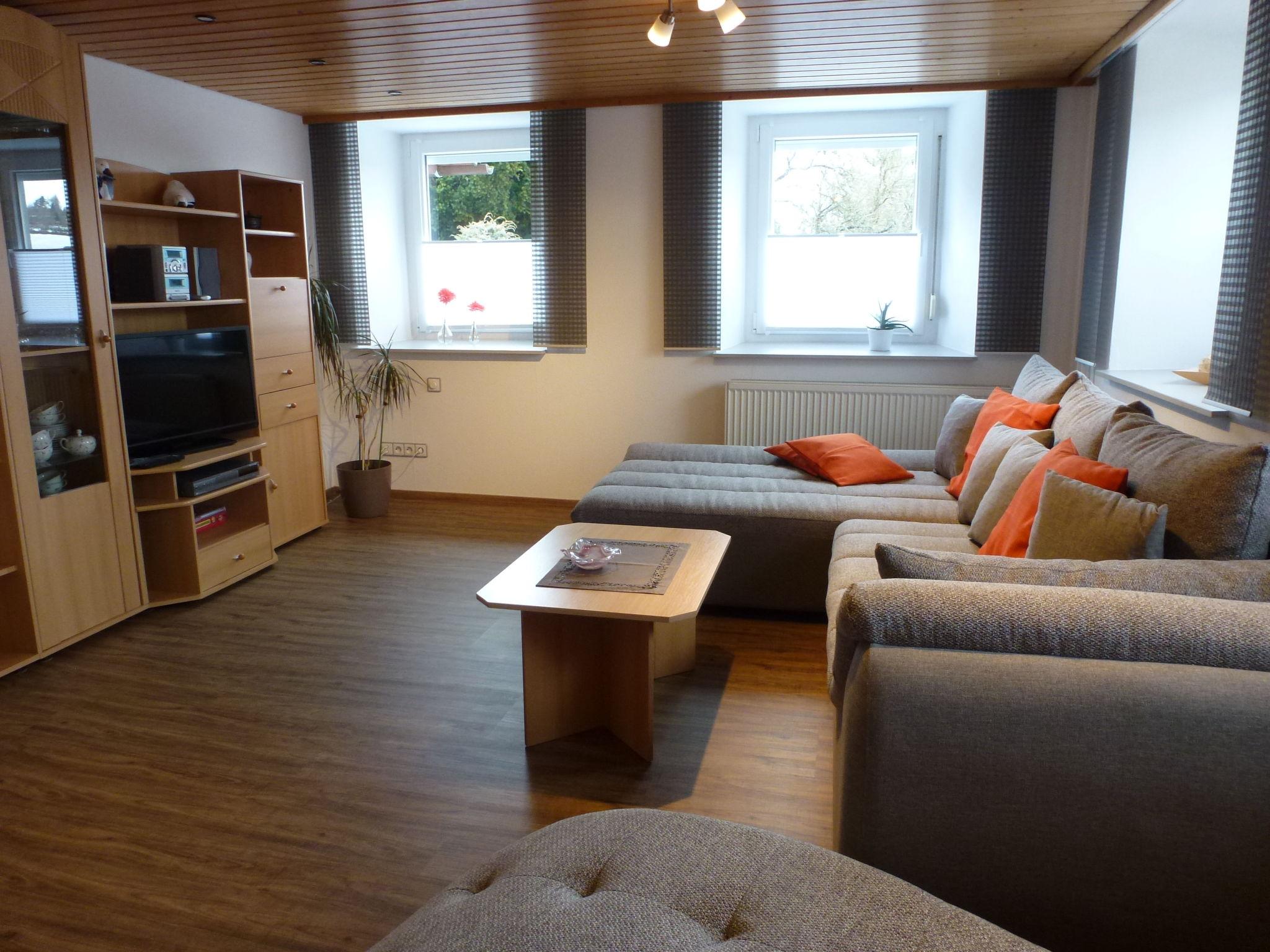 Photo 8 - 2 bedroom Apartment in Unterkirnach with garden and mountain view