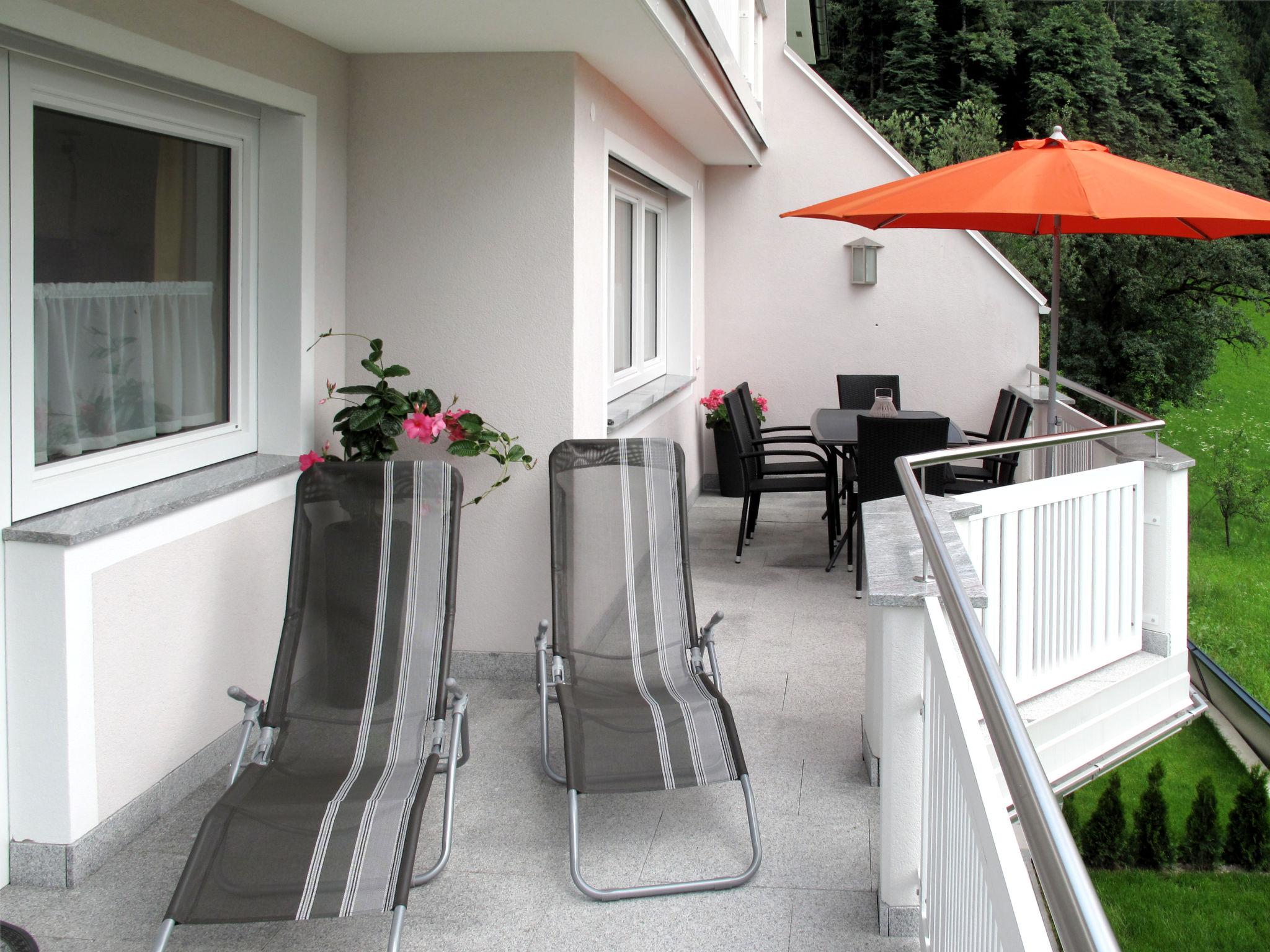 Photo 2 - Maison de 4 chambres à Ramsau im Zillertal avec terrasse et vues sur la montagne