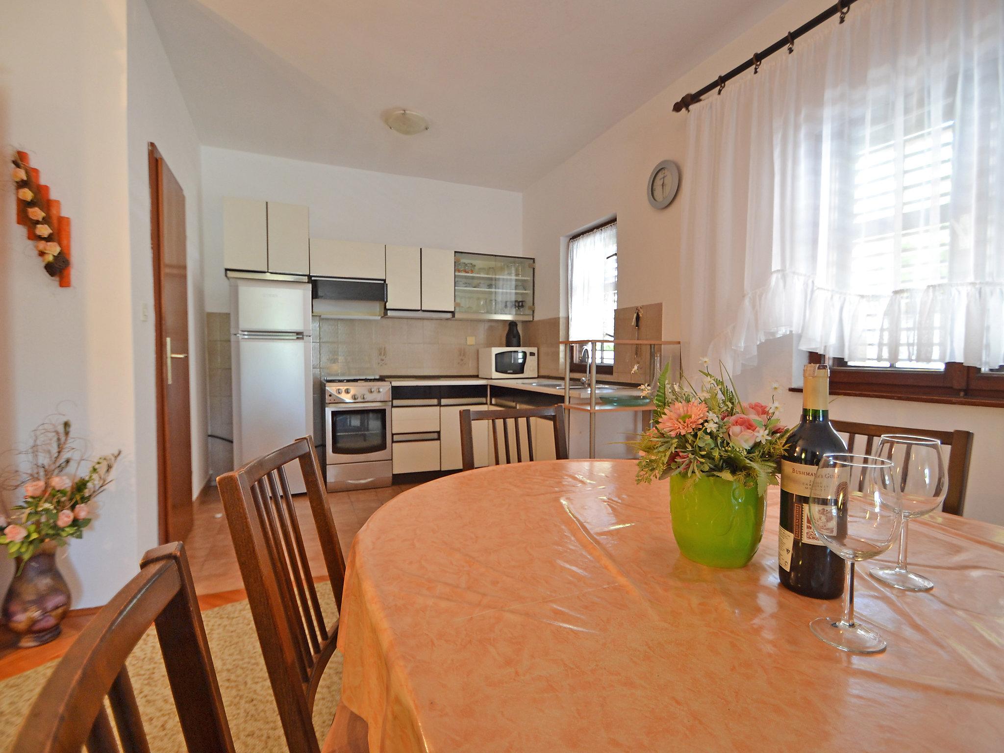 Photo 5 - 2 bedroom Apartment in Zadar with terrace