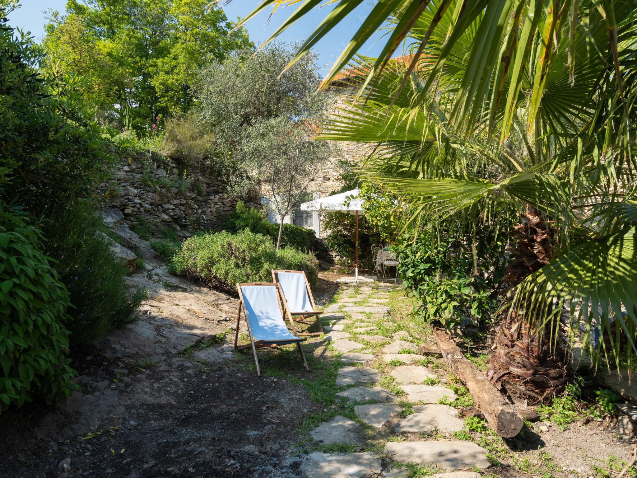 Photo 16 - Maison de 2 chambres à Dolcedo avec jardin et terrasse