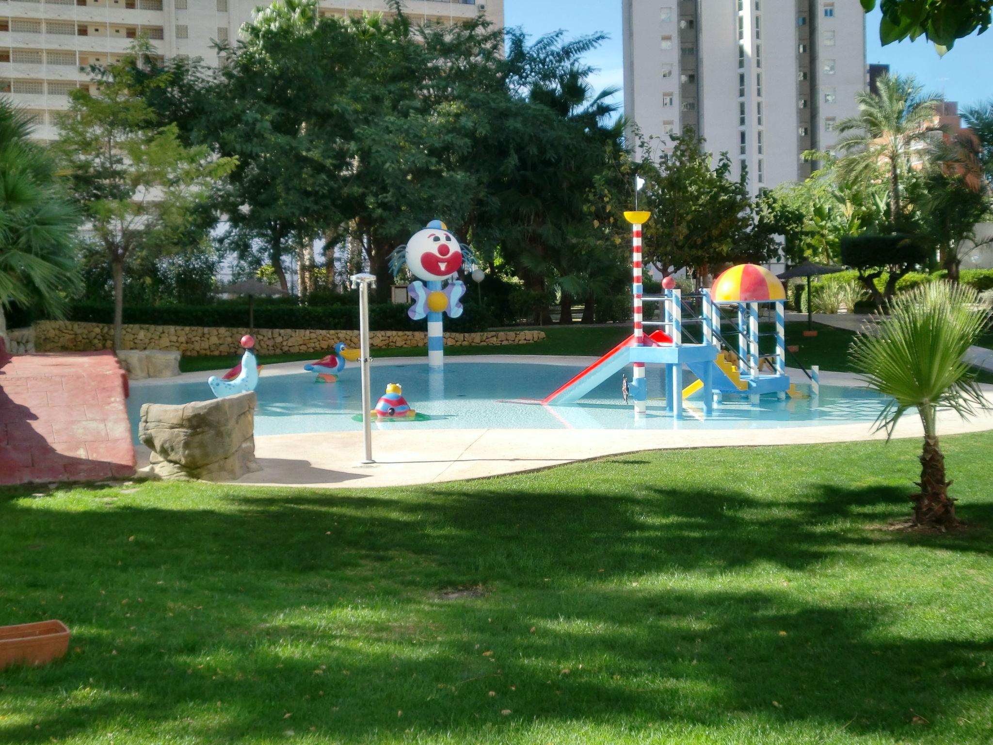 Foto 11 - Apartamento de 1 quarto em Benidorm com piscina e jardim