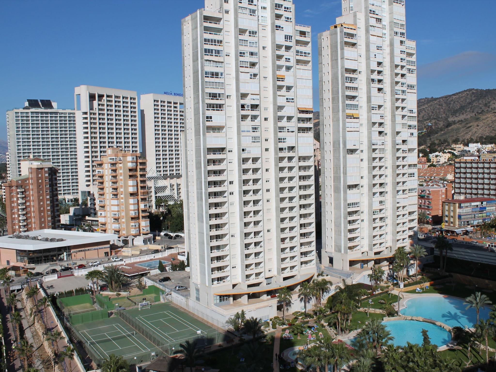 Foto 18 - Appartamento con 1 camera da letto a Benidorm con piscina e giardino