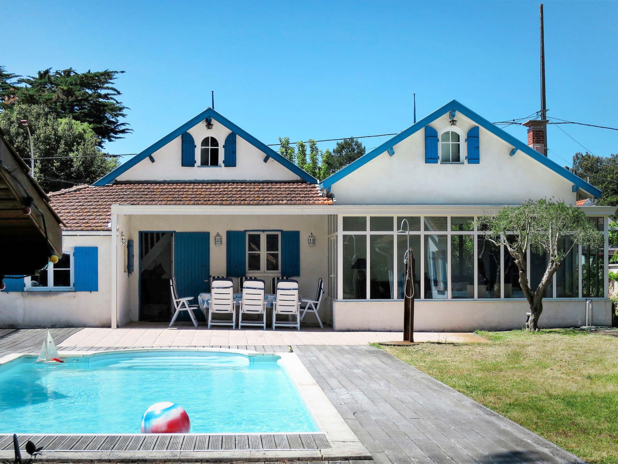 Foto 21 - Casa de 4 habitaciones en Soulac-sur-Mer con piscina privada y vistas al mar