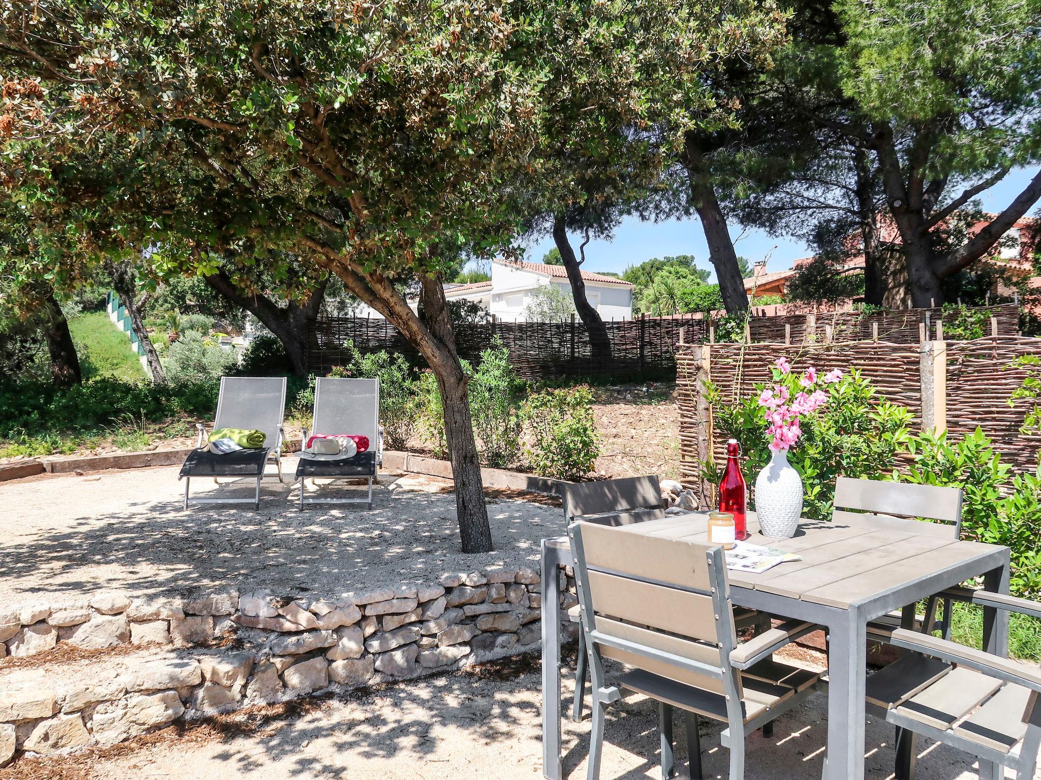 Photo 3 - Maison de 2 chambres à Paradou avec piscine et jardin