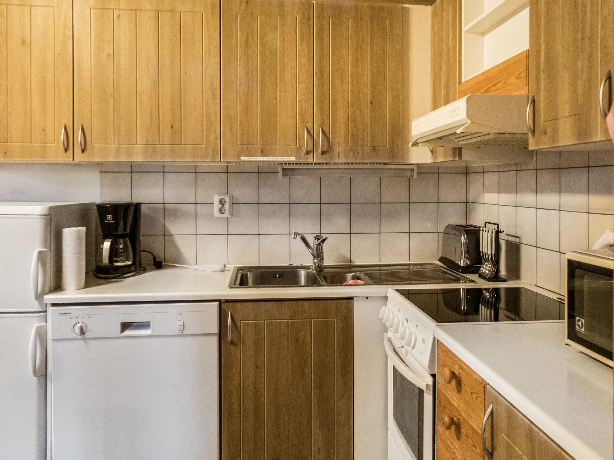 Foto 6 - Haus mit 1 Schlafzimmer in Sotkamo mit sauna