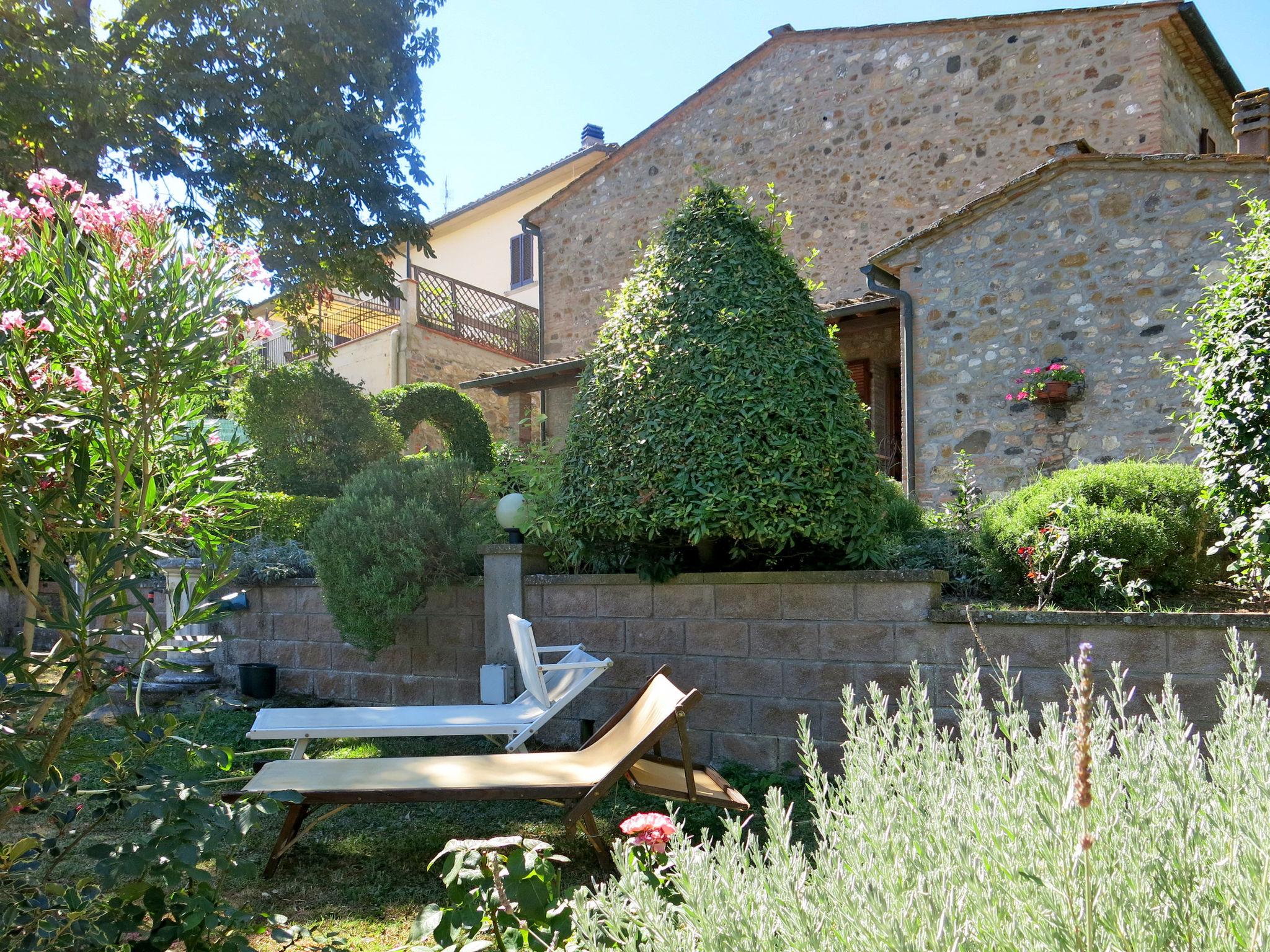 Photo 14 - Maison de 1 chambre à Lajatico avec piscine et jardin