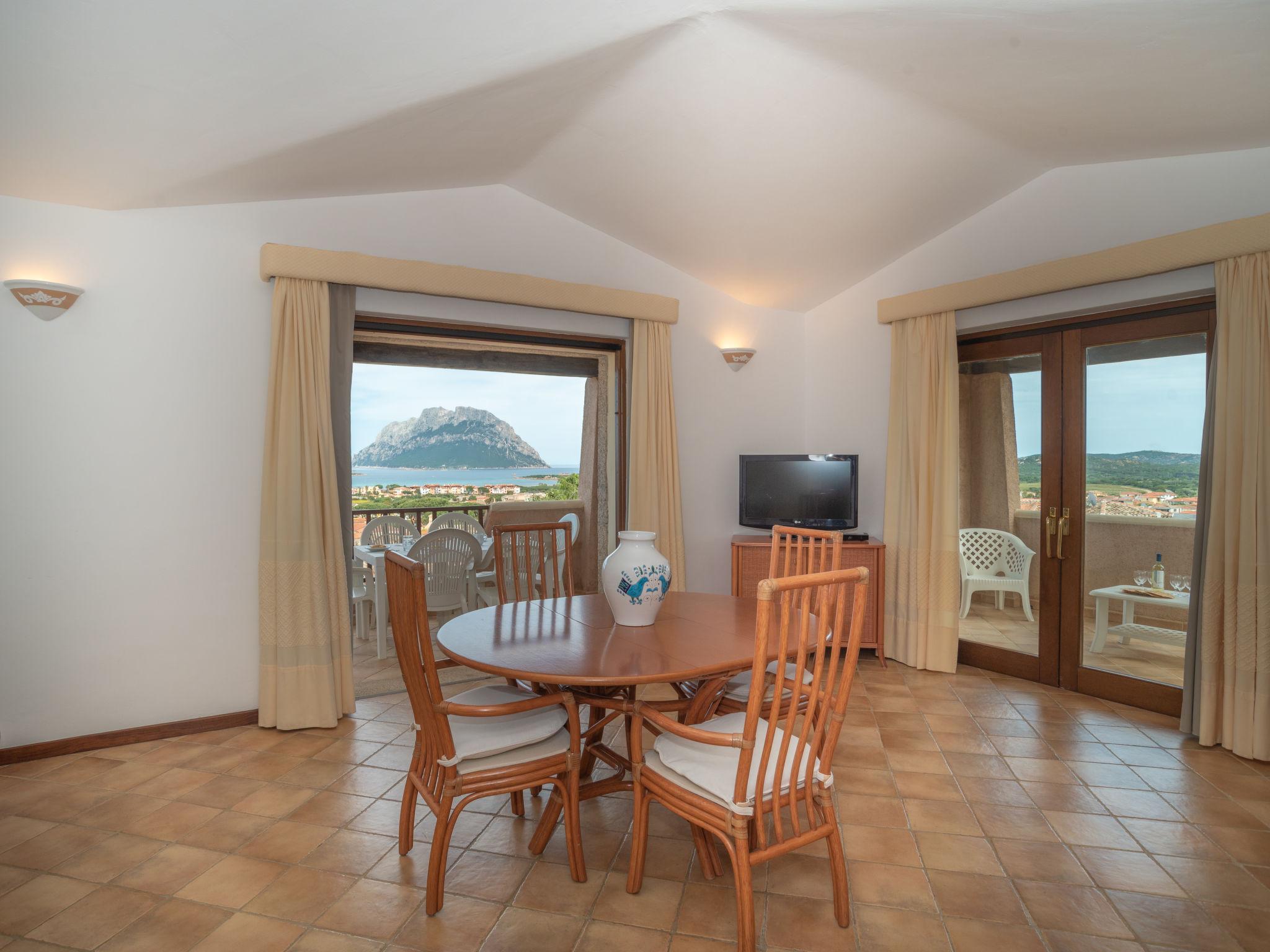 Photo 6 - 2 bedroom House in Loiri Porto San Paolo with swimming pool and sea view