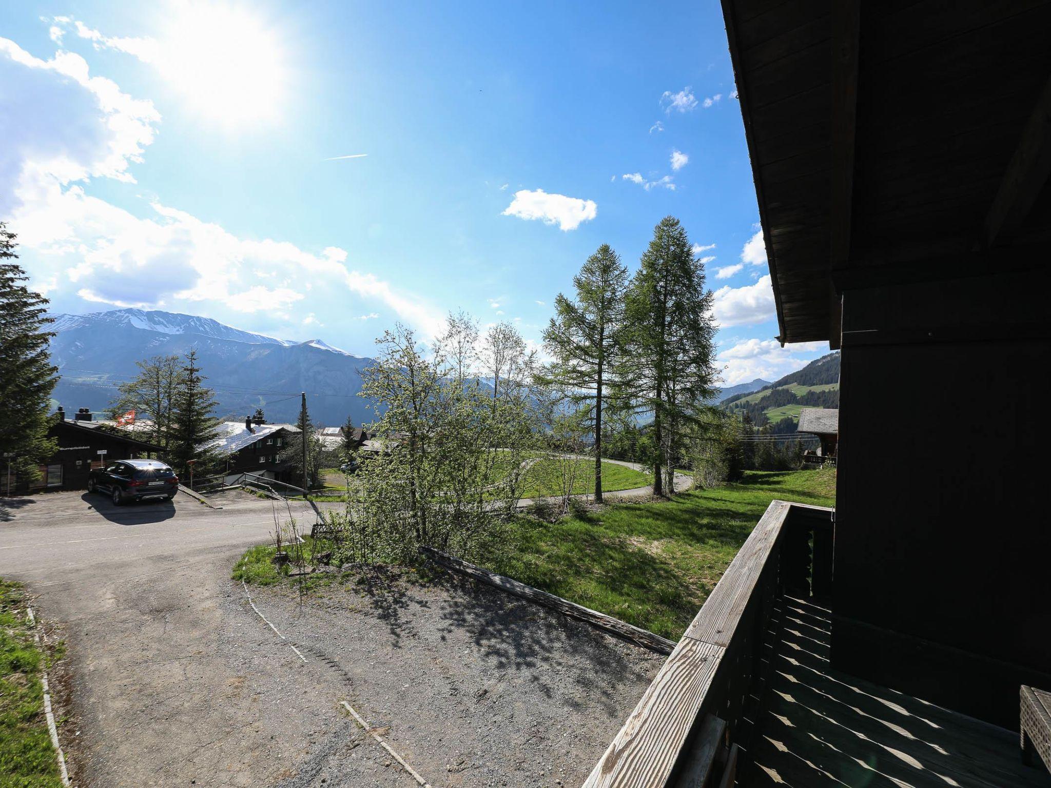 Photo 4 - Appartement de 4 chambres à Lenk avec sauna et vues sur la montagne