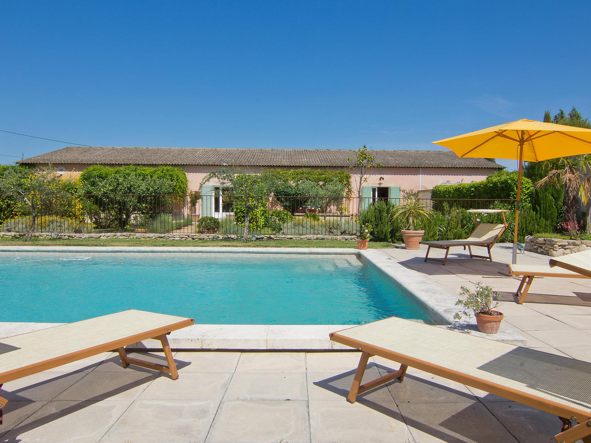 Photo 1 - Maison de 3 chambres à Lagnes avec piscine et jardin