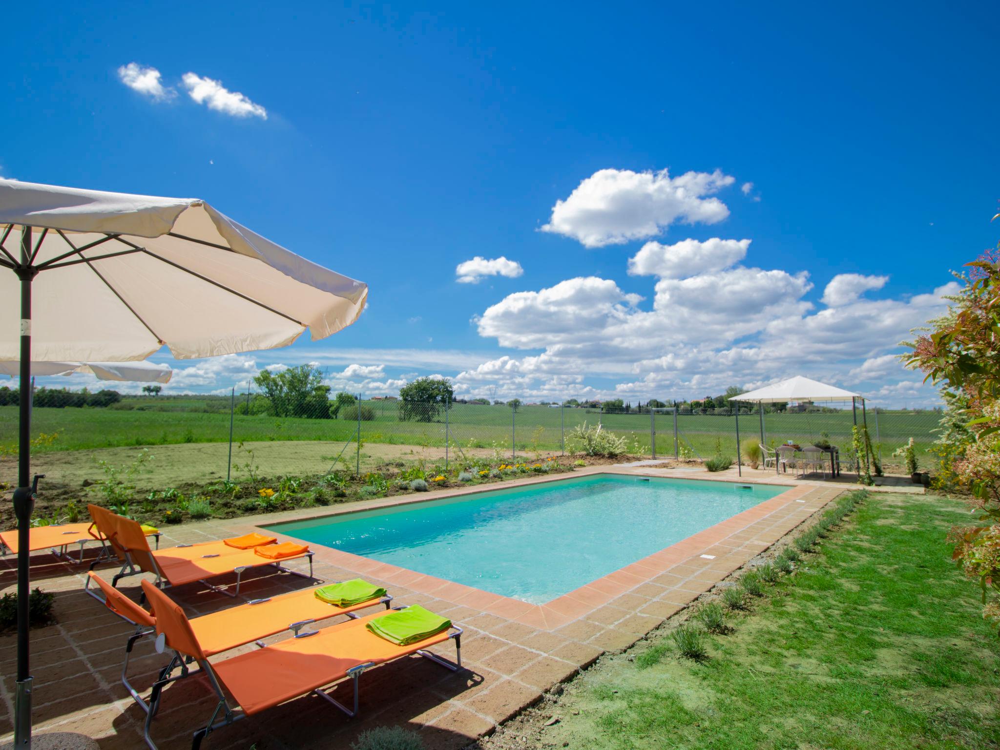 Photo 2 - Maison de 3 chambres à Castiglione del Lago avec piscine privée et vues sur la montagne