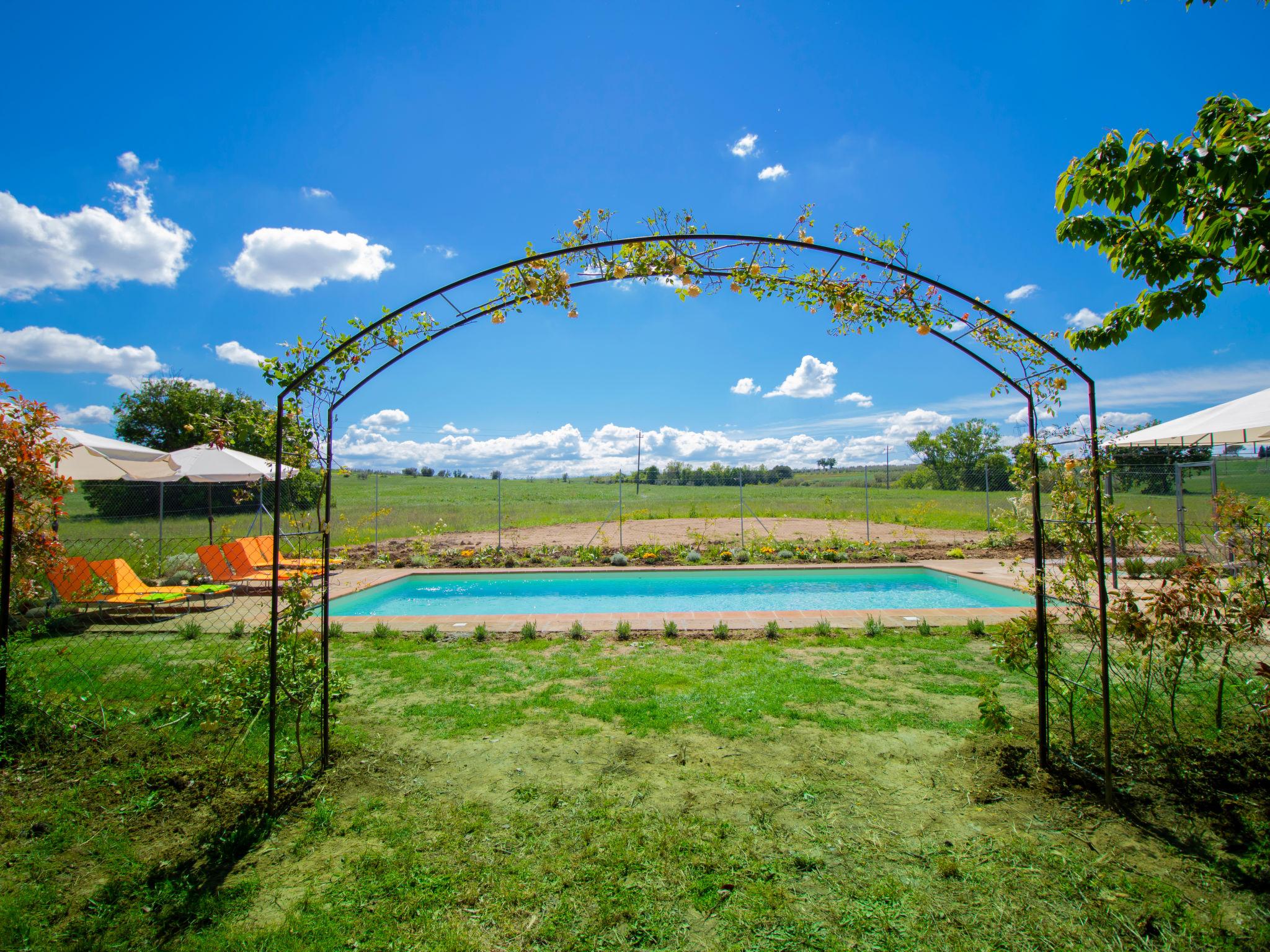 Foto 26 - Casa de 3 quartos em Castiglione del Lago com piscina privada e jardim