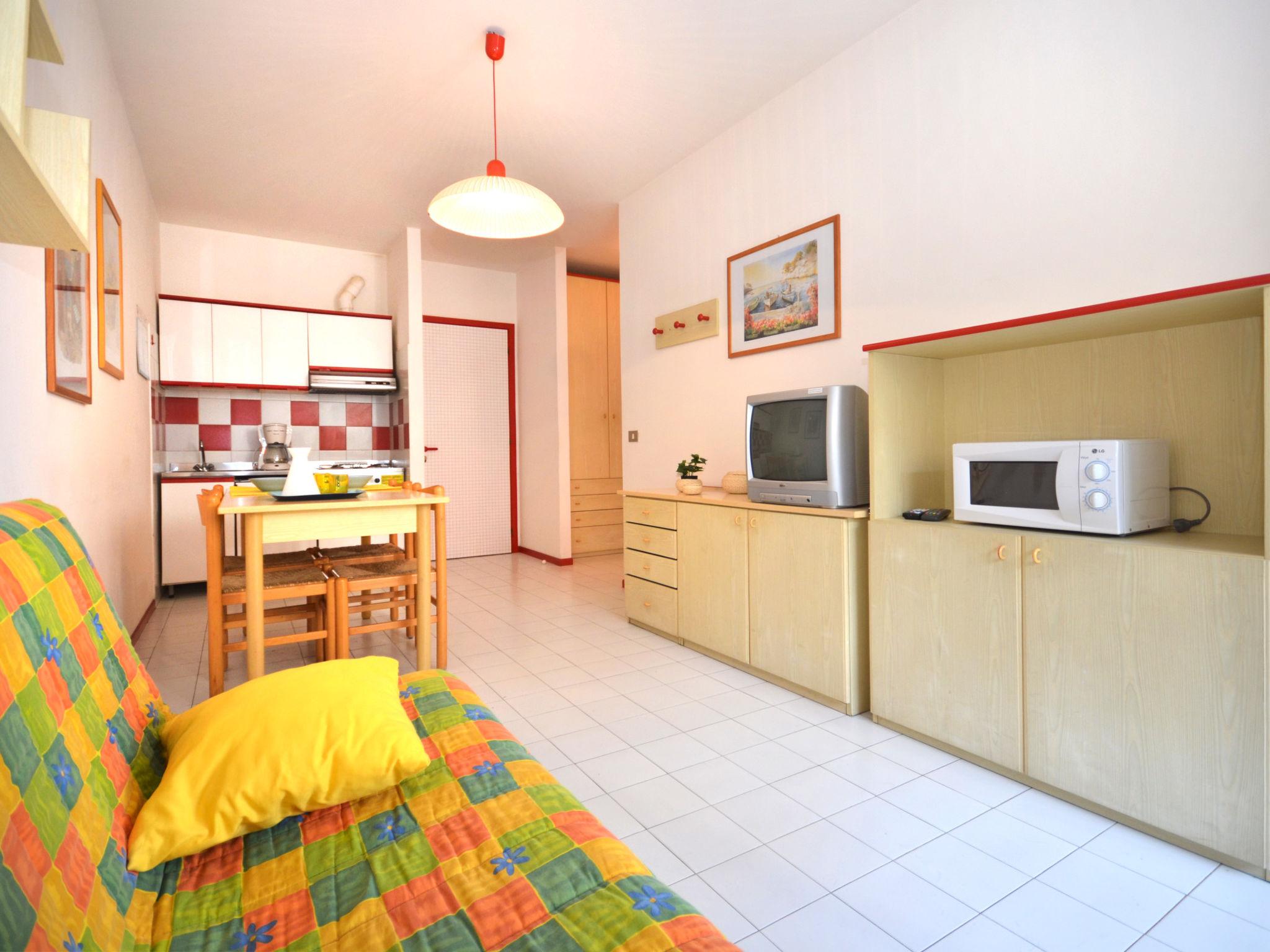 Photo 2 - 2 bedroom Apartment in San Michele al Tagliamento with sea view
