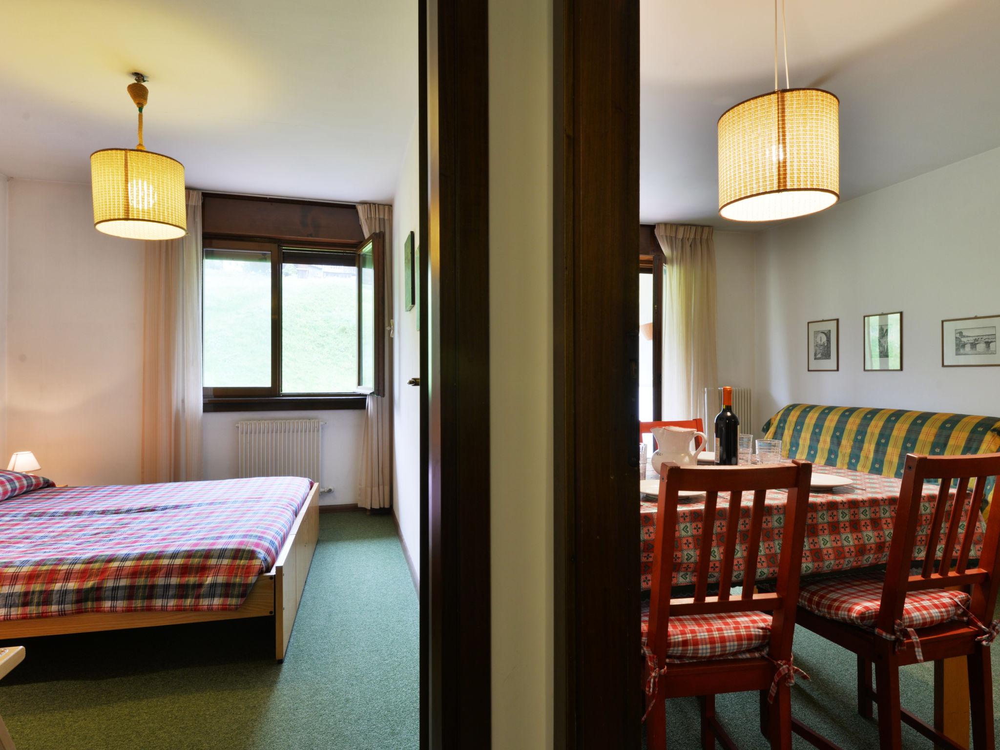 Foto 5 - Appartamento con 1 camera da letto a Canazei con vista sulle montagne