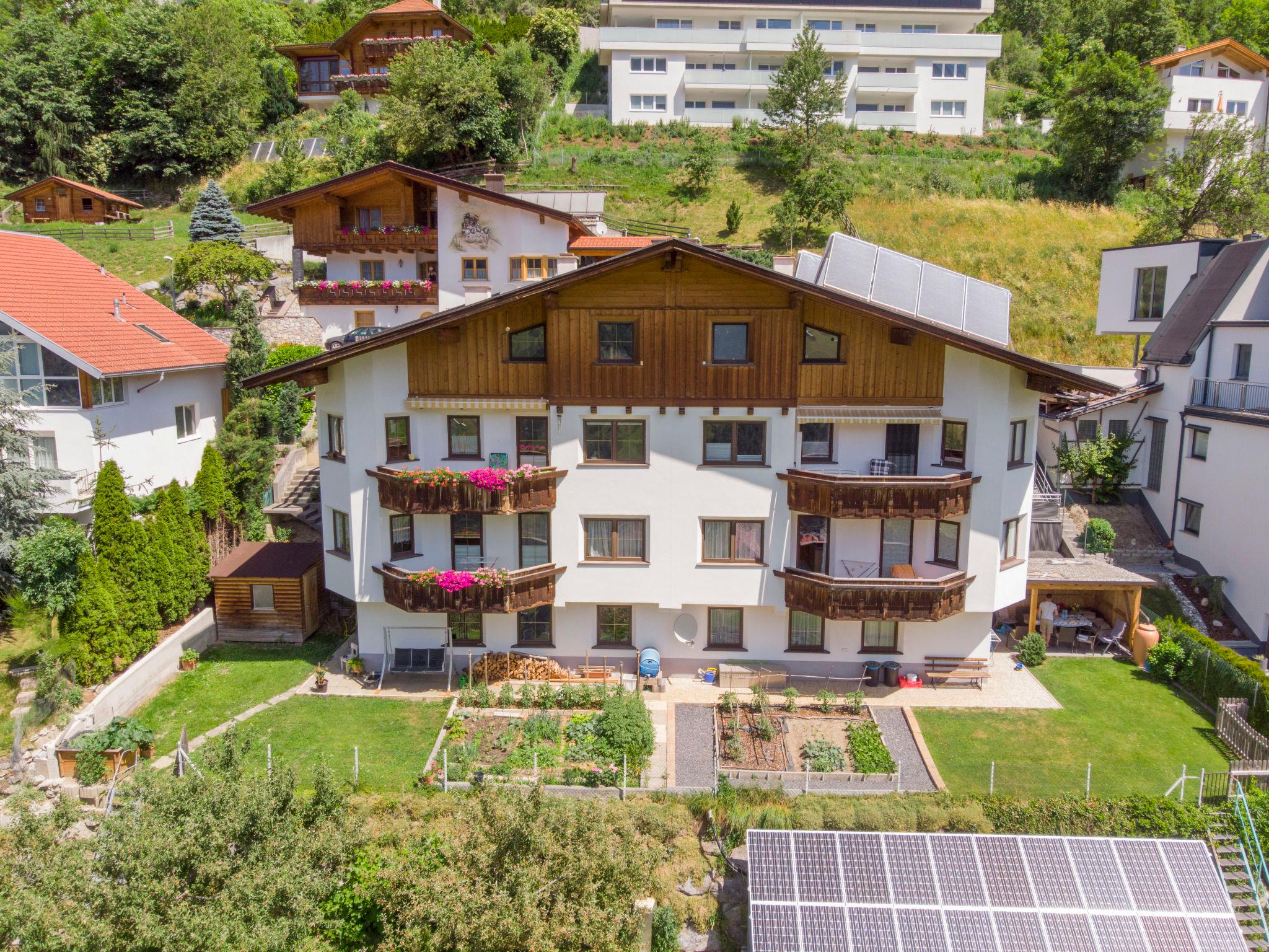 Photo 12 - Appartement de 2 chambres à Fließ avec jardin et vues sur la montagne