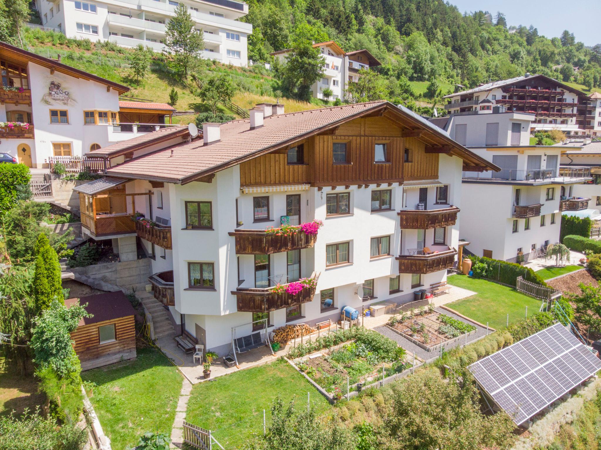 Foto 10 - Appartamento con 2 camere da letto a Fließ con giardino e vista sulle montagne