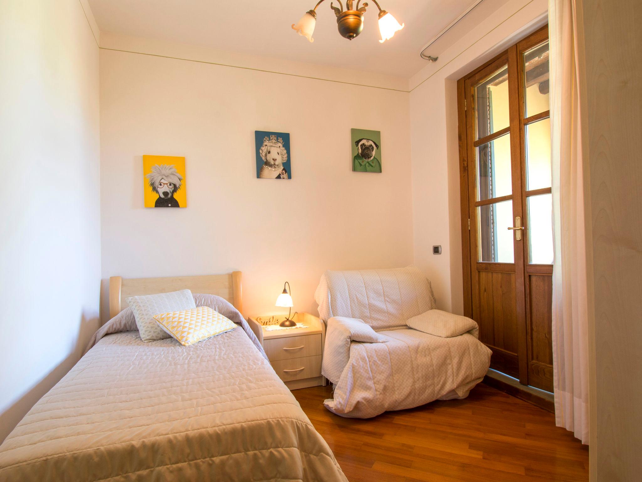Foto 17 - Haus mit 3 Schlafzimmern in Civitella in Val di Chiana mit privater pool und garten