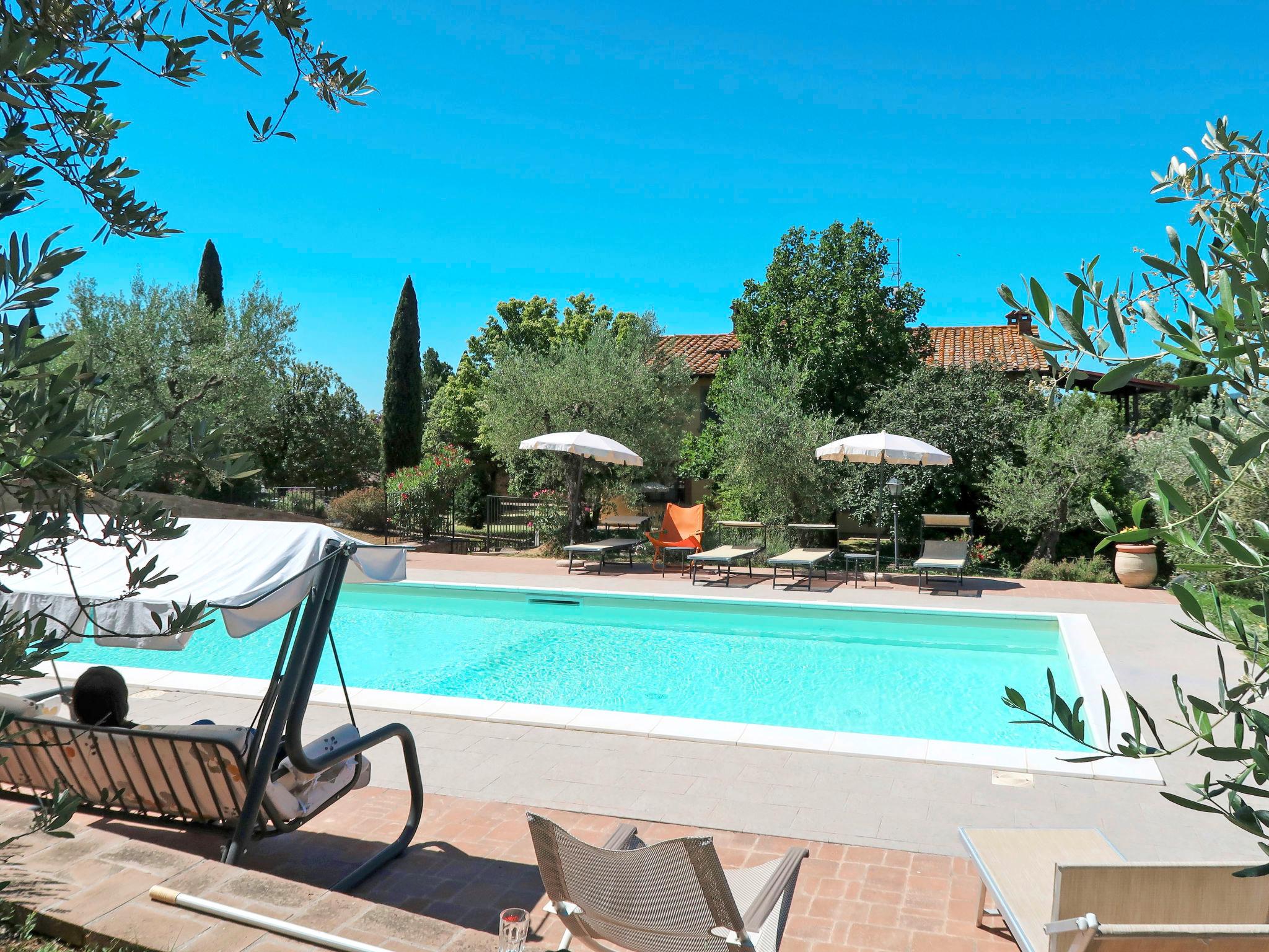 Foto 1 - Casa de 3 habitaciones en Civitella in Val di Chiana con piscina privada y jardín