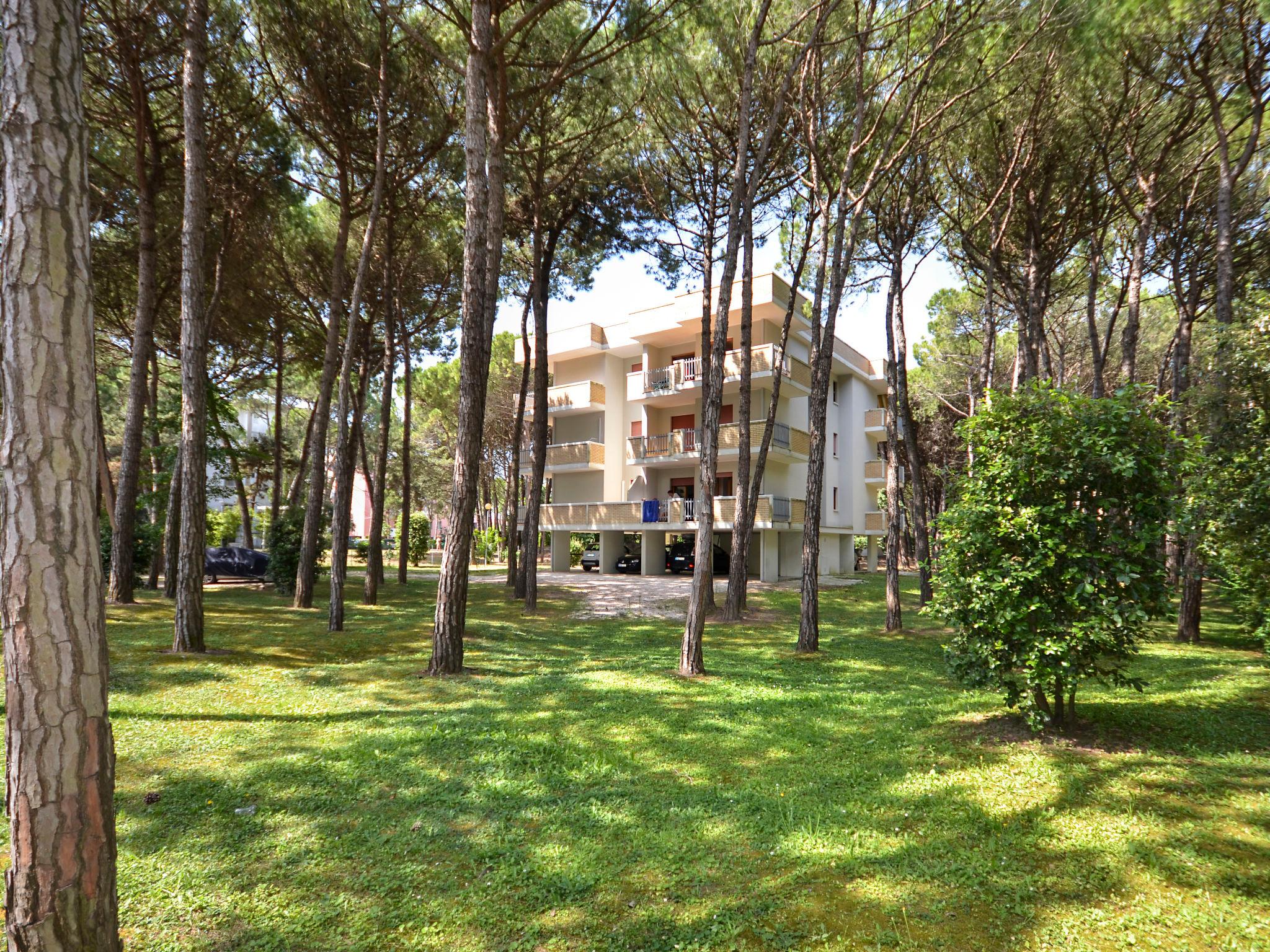 Photo 1 - 1 bedroom Apartment in San Michele al Tagliamento with sea view
