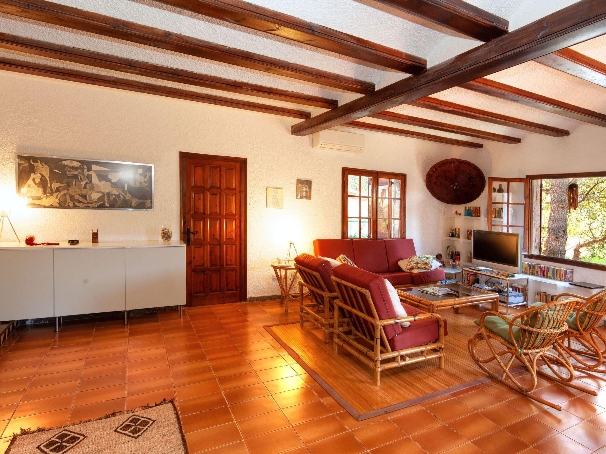 Photo 8 - 4 bedroom House in Calonge i Sant Antoni with private pool and garden