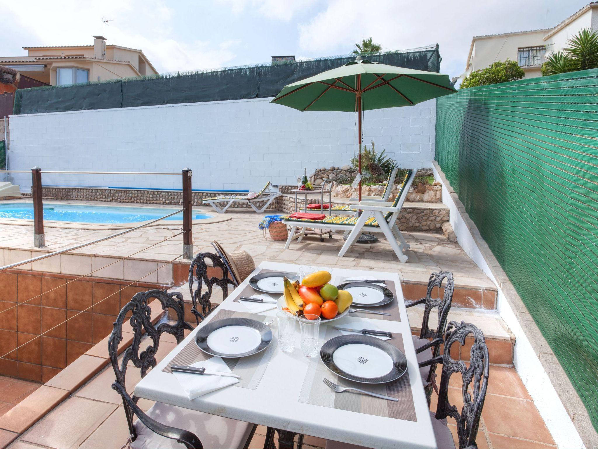 Photo 2 - Maison de 4 chambres à Lloret de Mar avec piscine privée et vues à la mer
